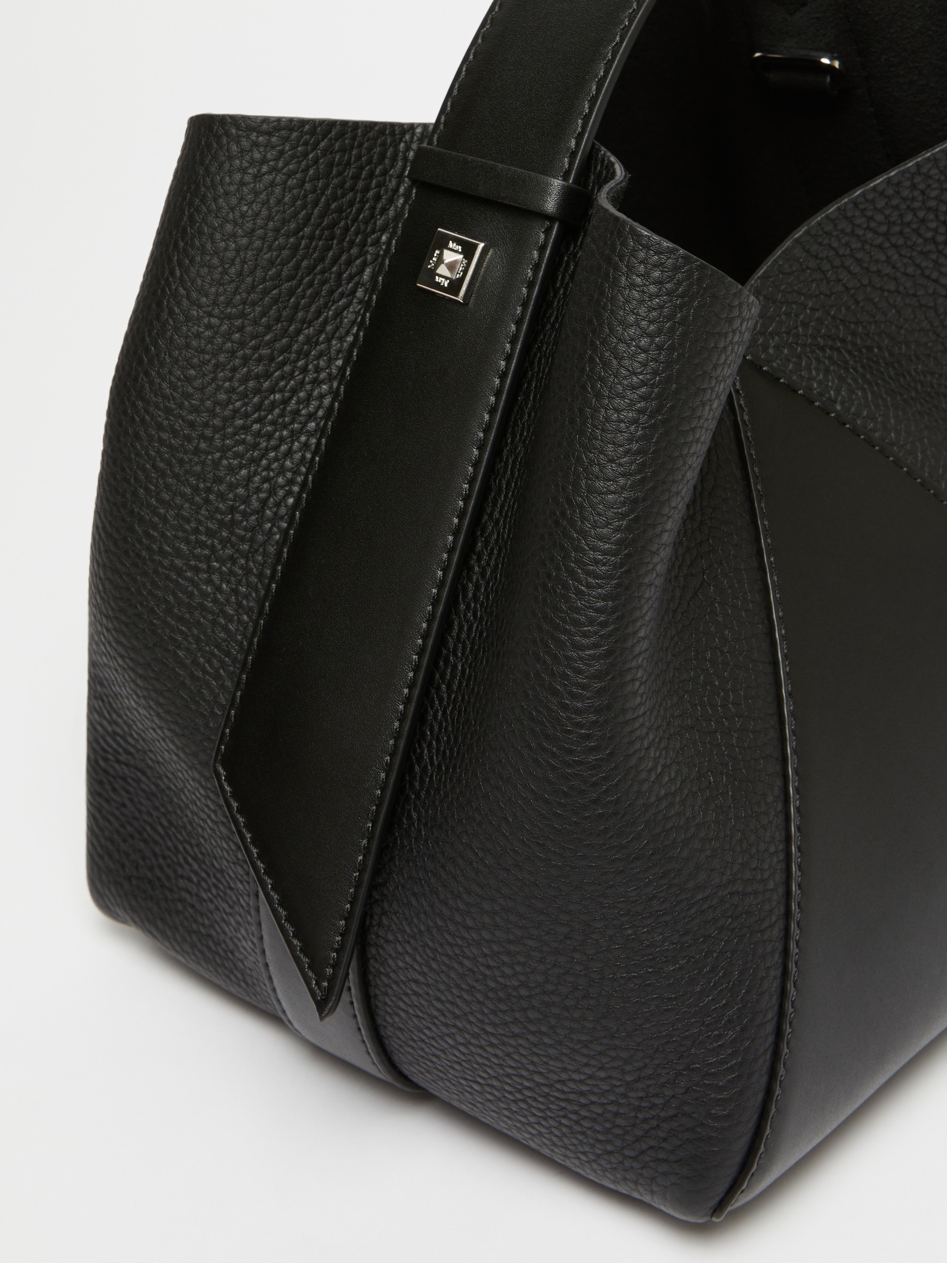MMBUCKETS Small bucket bag in deer-print leather - 6
