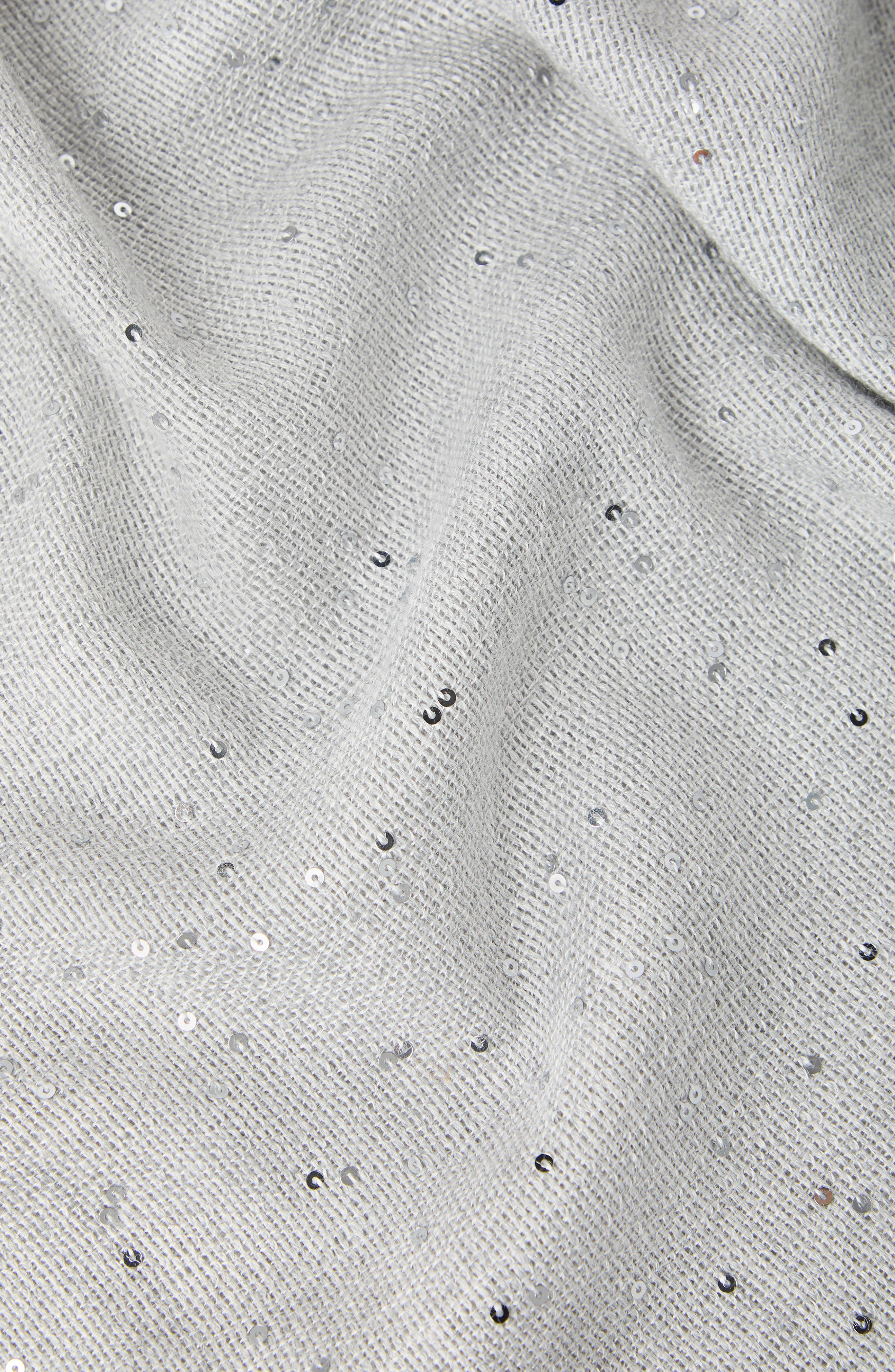Brunello Cucinelli Cashmere and silk Diamond yarn scarf in Fog at Nordstrom - 4