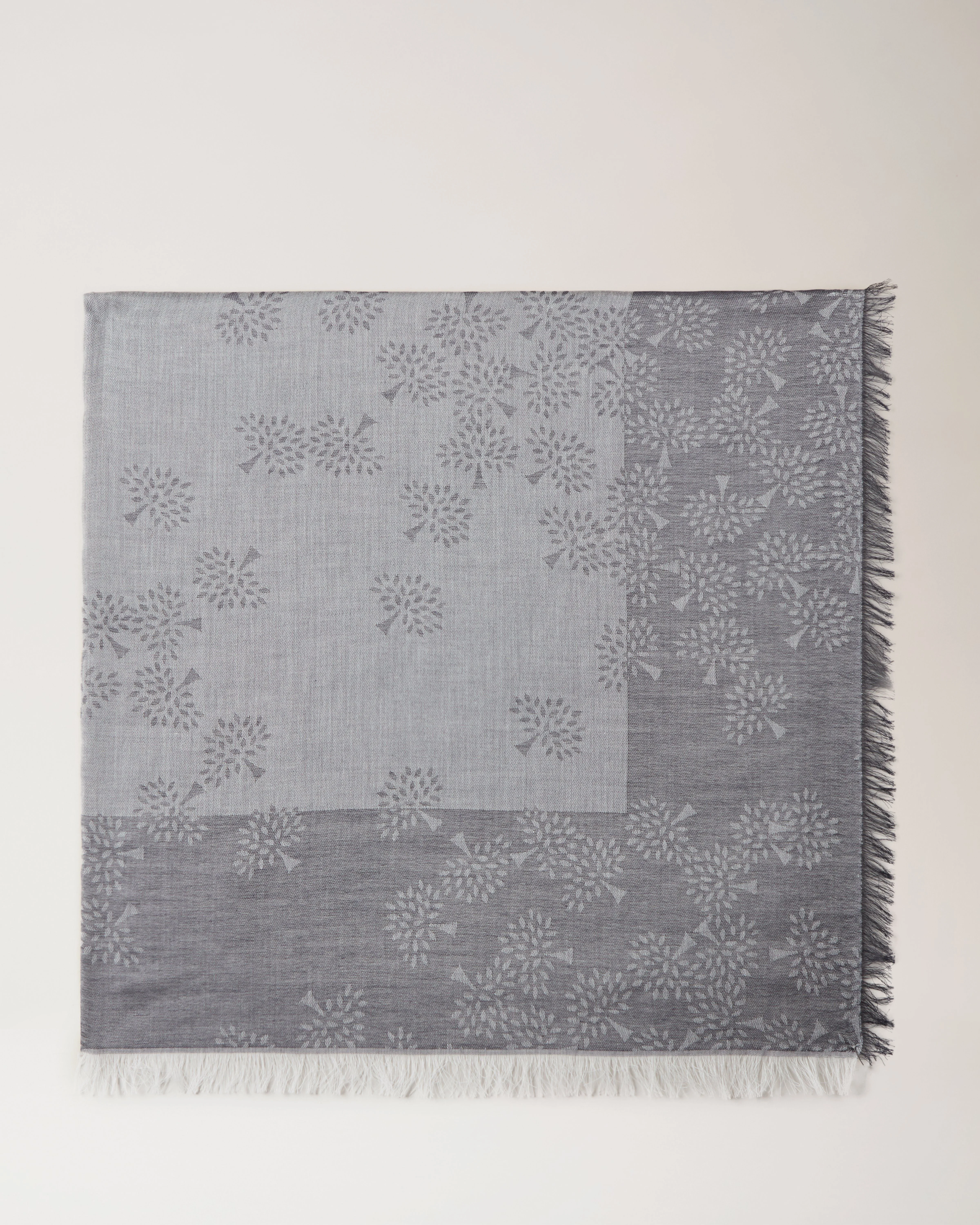 Tamara Square
Grey Cotton - 1