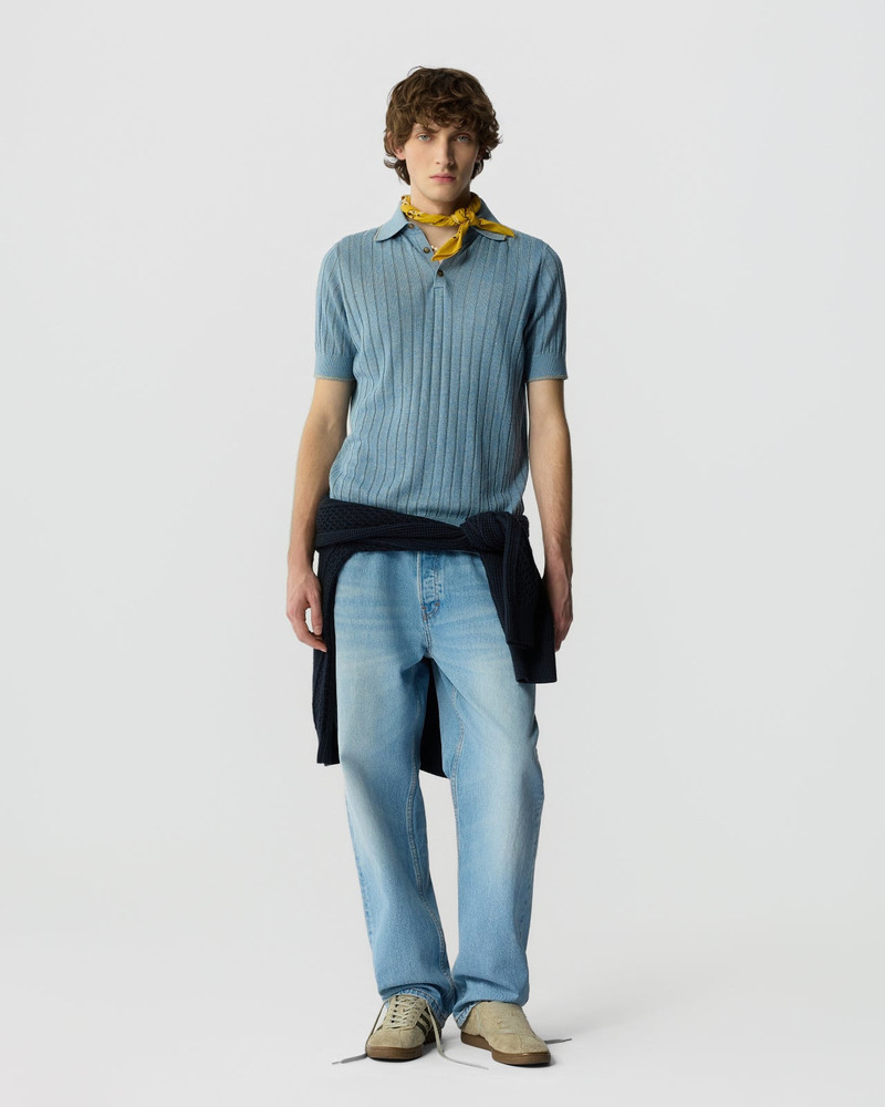 GUEST IN RESIDENCE Teddy Polo outlook