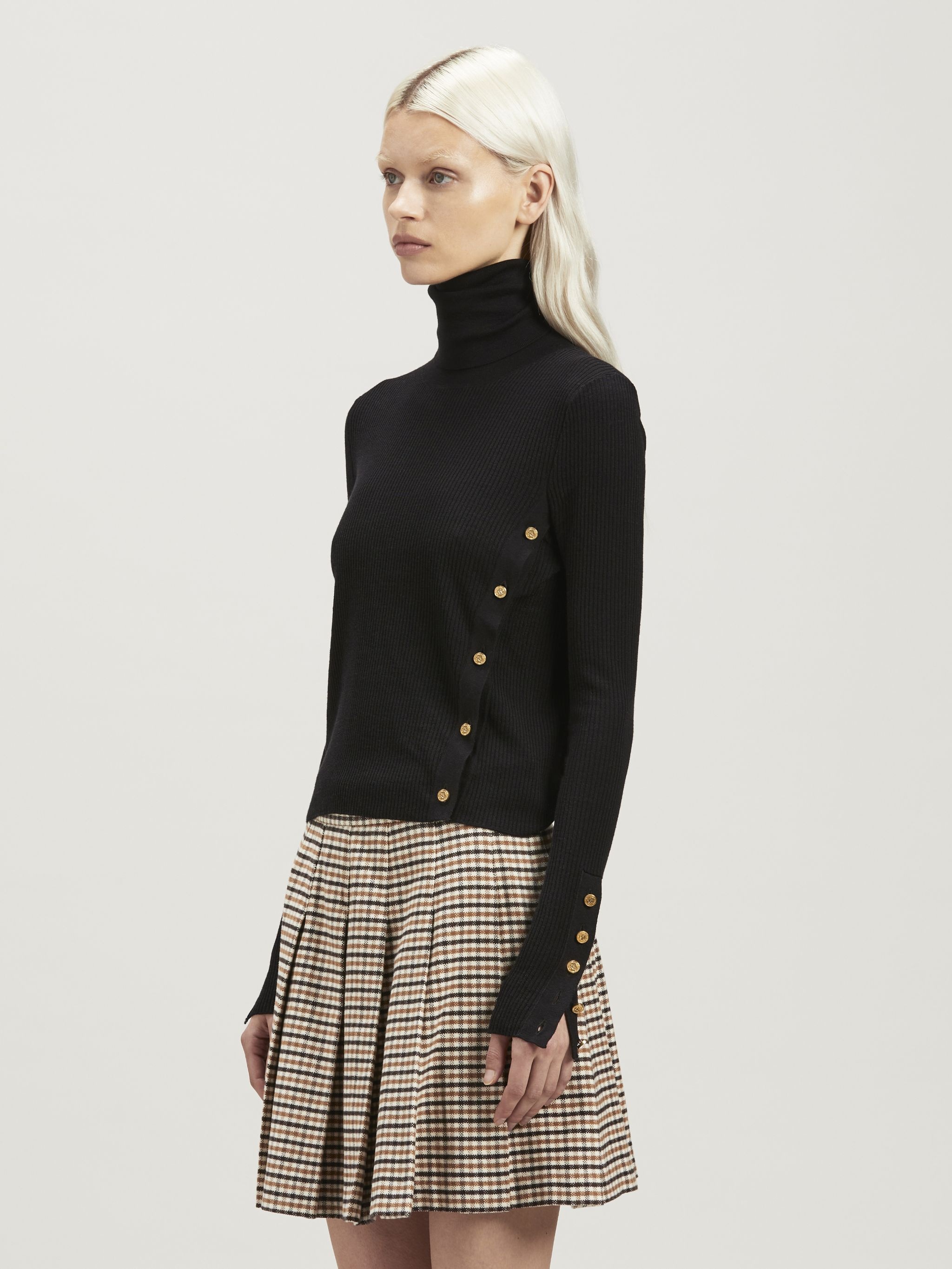 TURTLENECK SIDE-OPEN SWEATER - 4