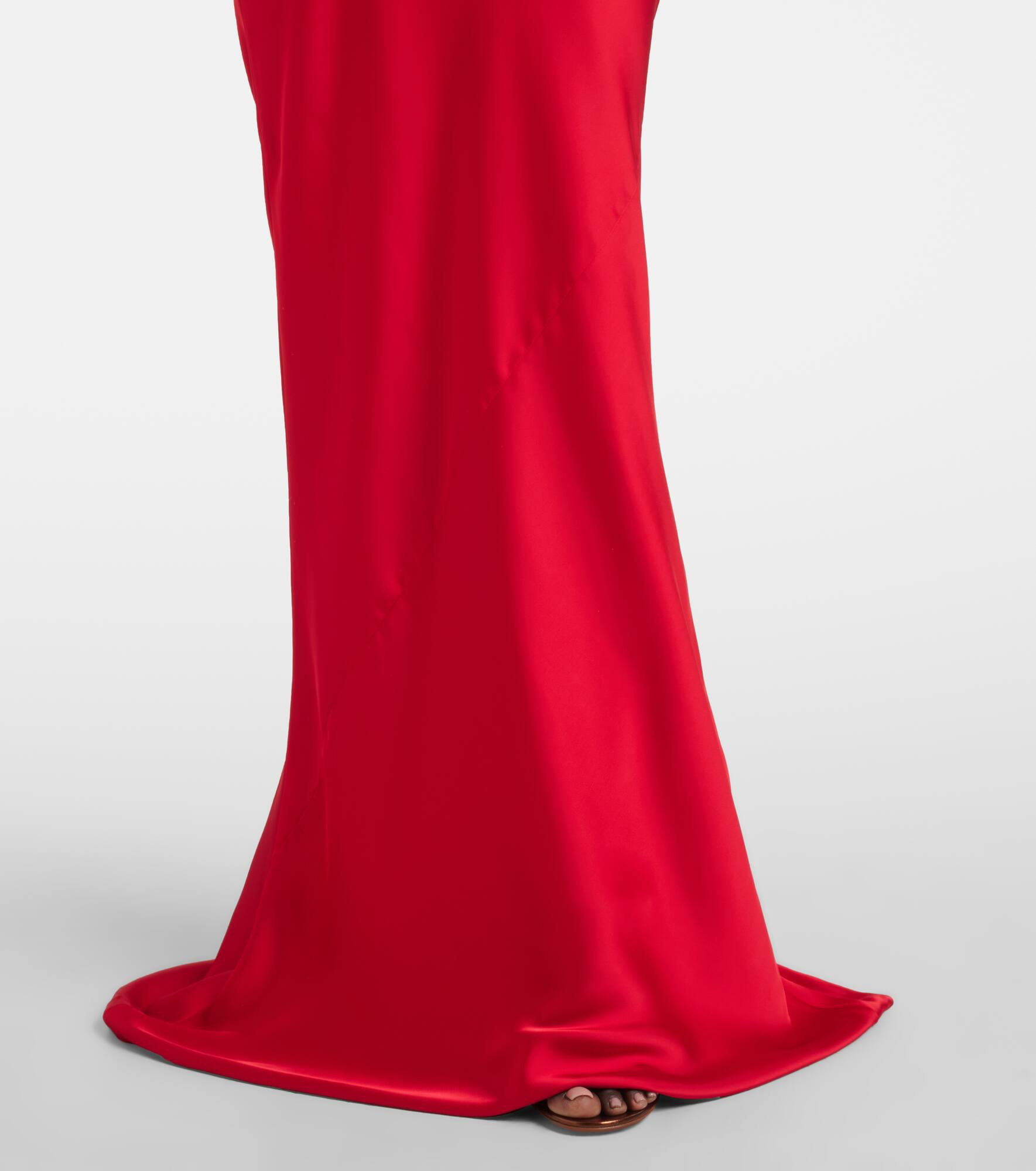 Open-back one-shoulder satin gown - 5