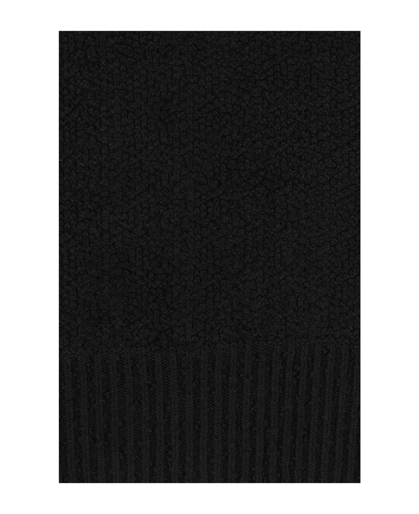 Back Cut-out Sweater - 3