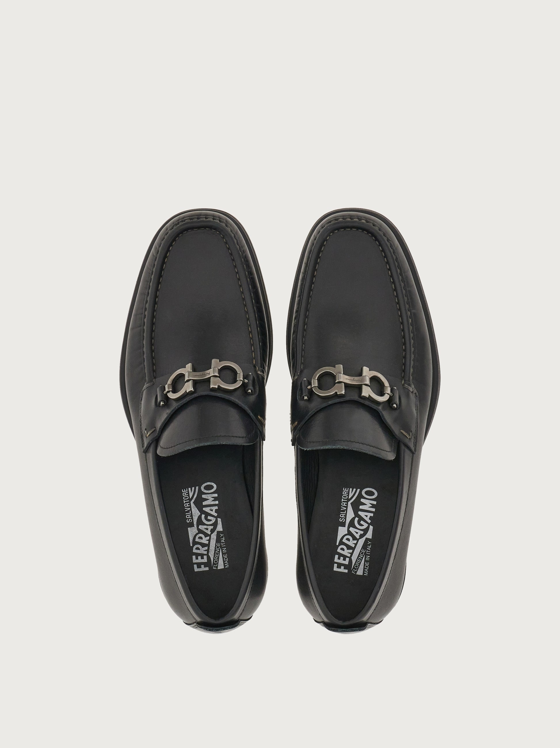 Moccasin with Gancini ornament - 2