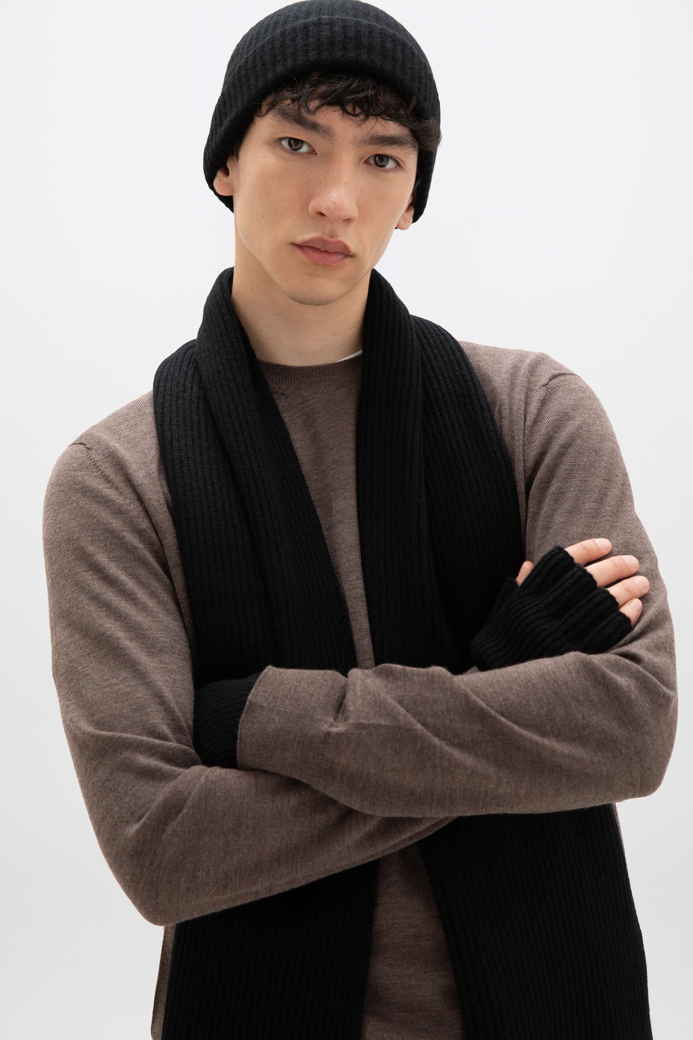 Ribbed Cashmere Black Fingerless Gloves - 3