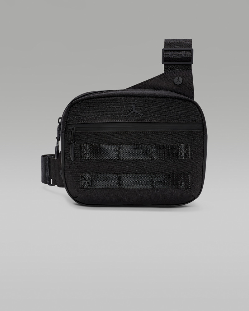 Jordan Collectors Mini Messenger Bag (3.6L) 1