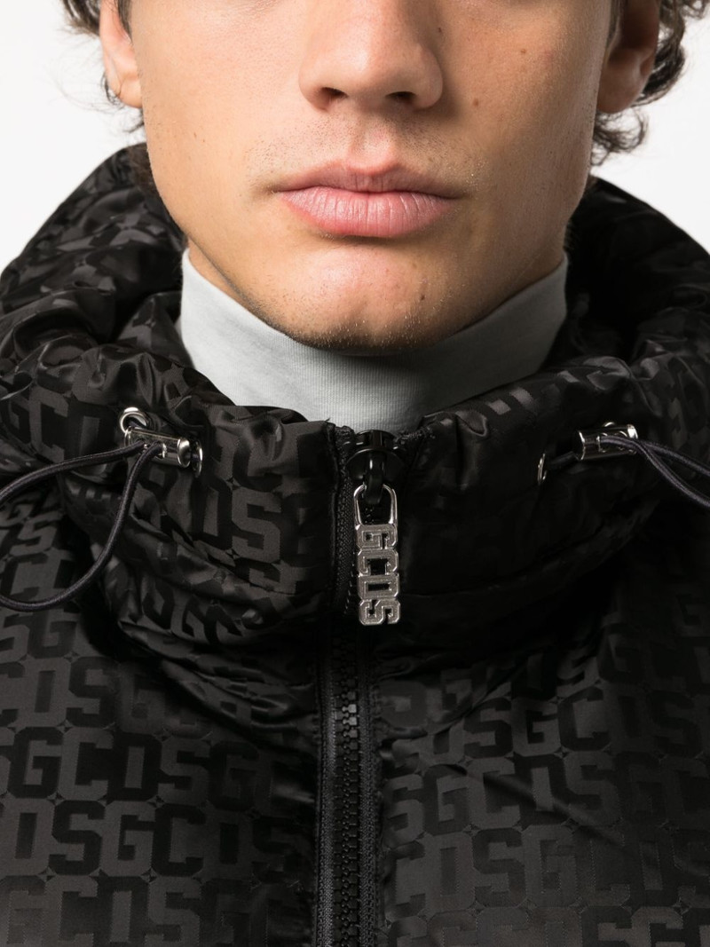 logo-monogrammed hodded gilet 5