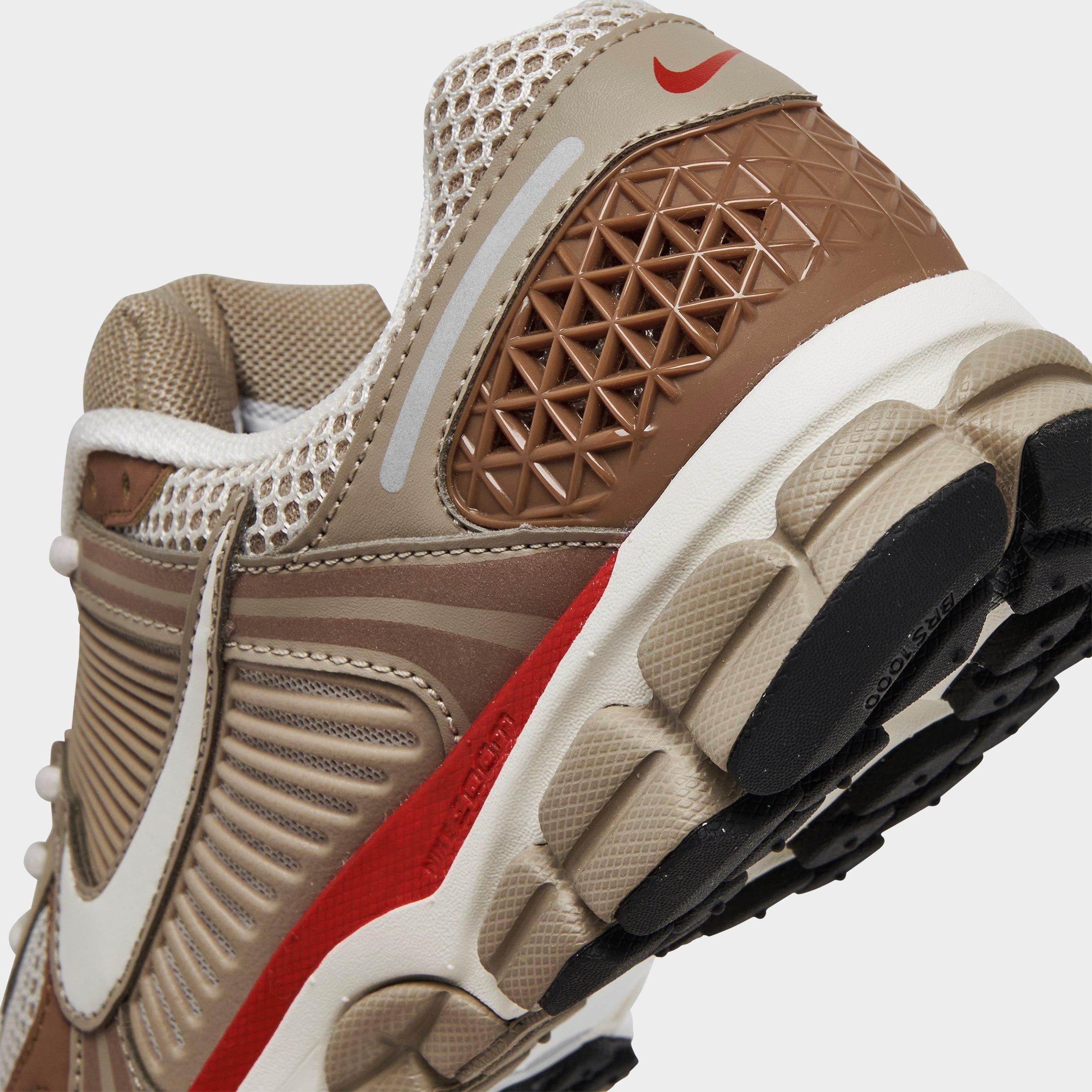 WOMEN'S NIKE ZOOM VOMERO 5 CASUAL SHOES - 3