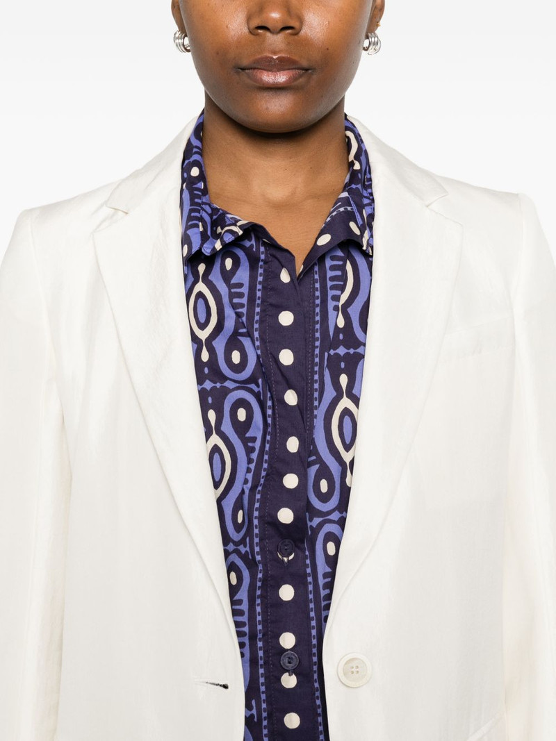 notched-lapel blazer 5