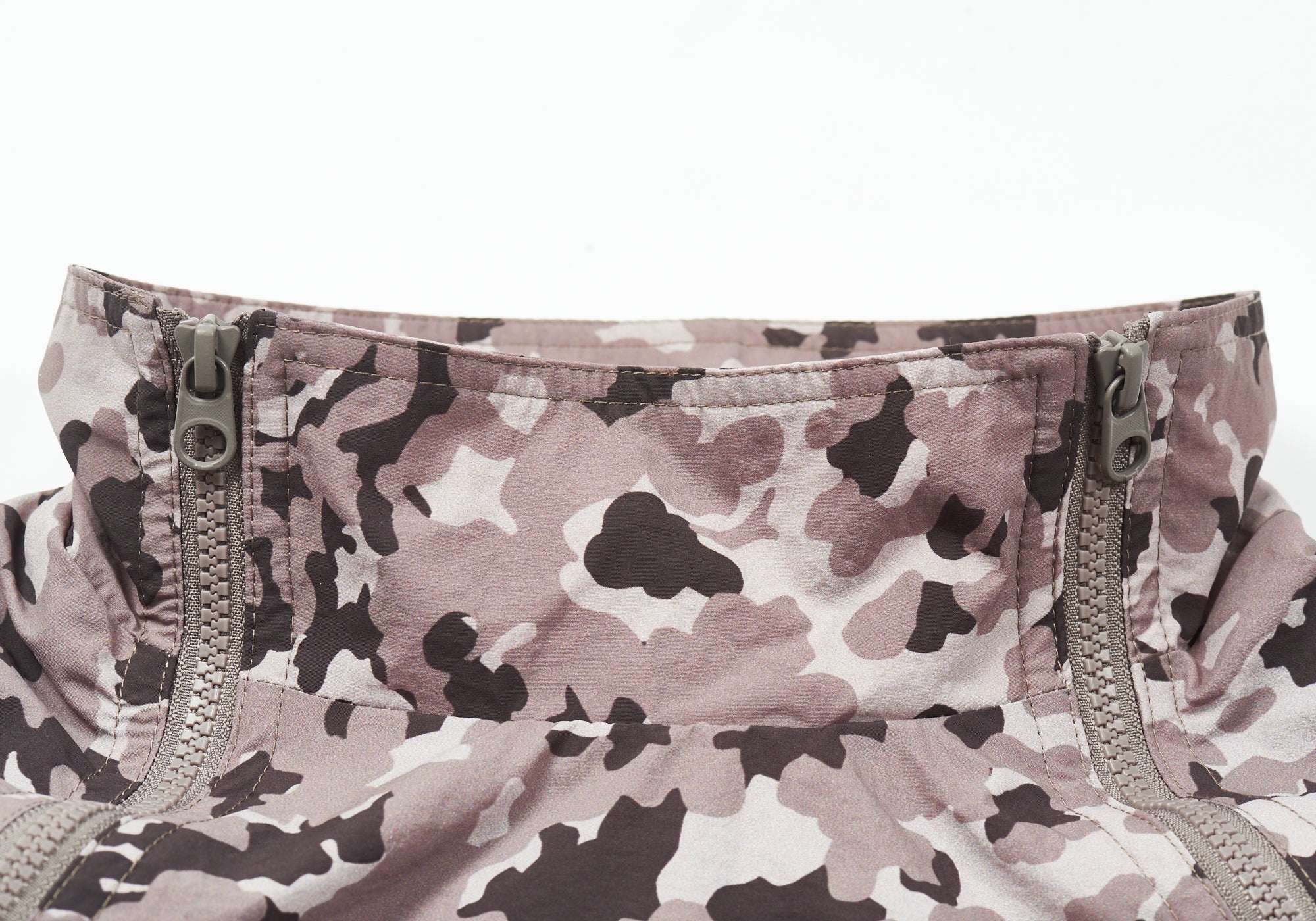 ZIP OFF GILET JACKET URBAN CAMO - 10