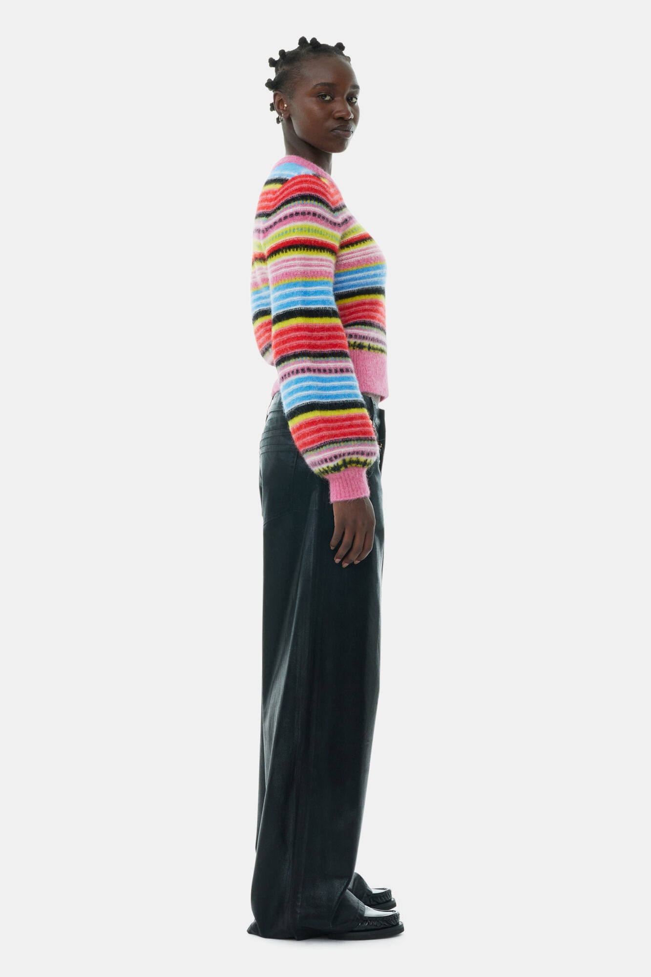 STRIPED SOFT WOOL O-NECK SWEATER - 4