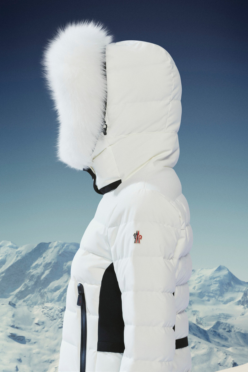 Lamoura Short Down Jacket 4