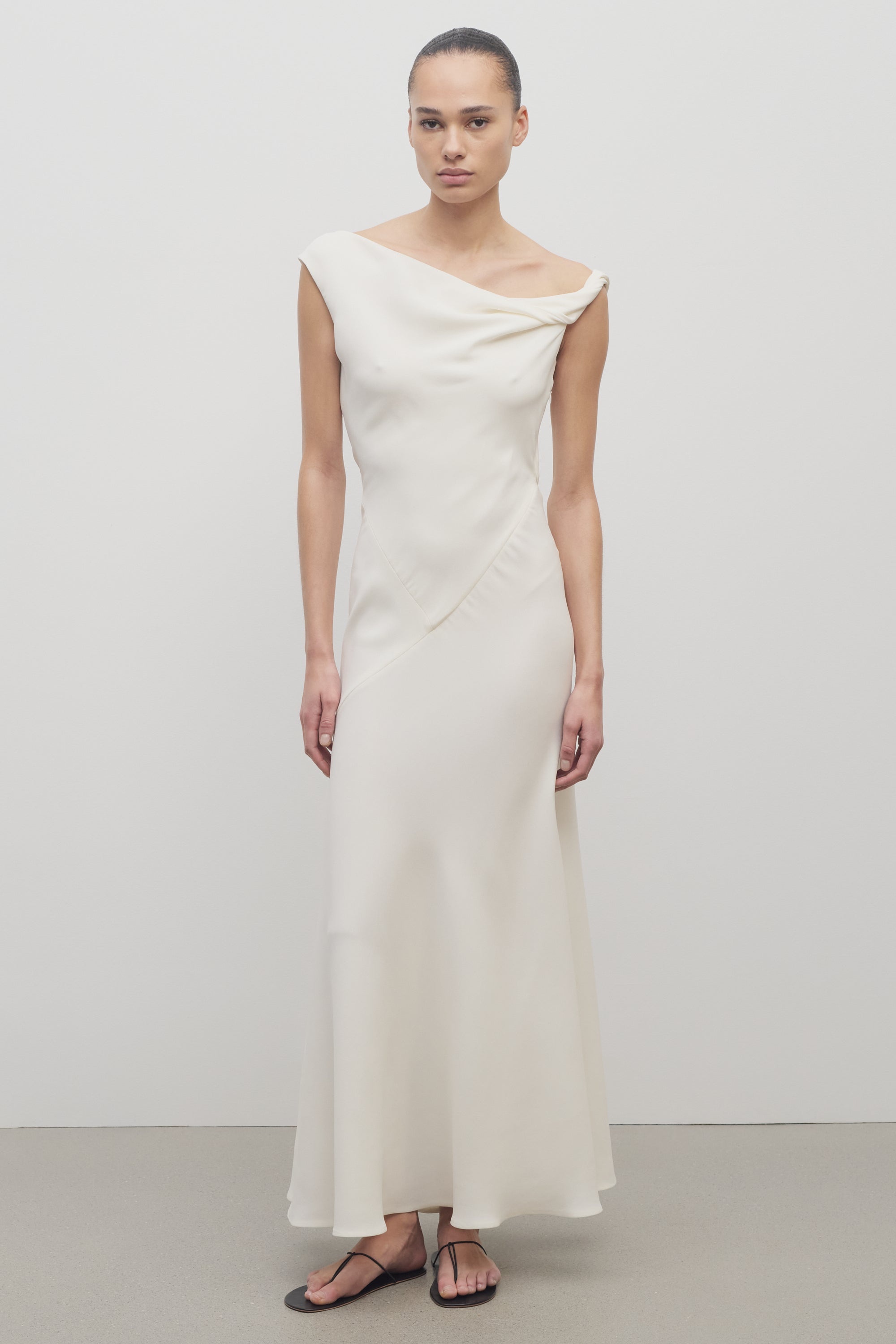 Violetta Dress in Silk - 3