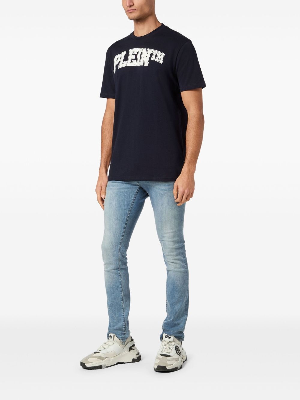 College T-shirt - 2