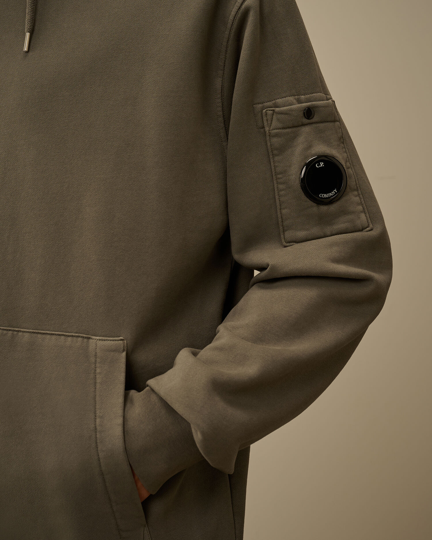 Brushed and Emerized Diagonal Fleece Hooded Lens Sweatshirt - 5