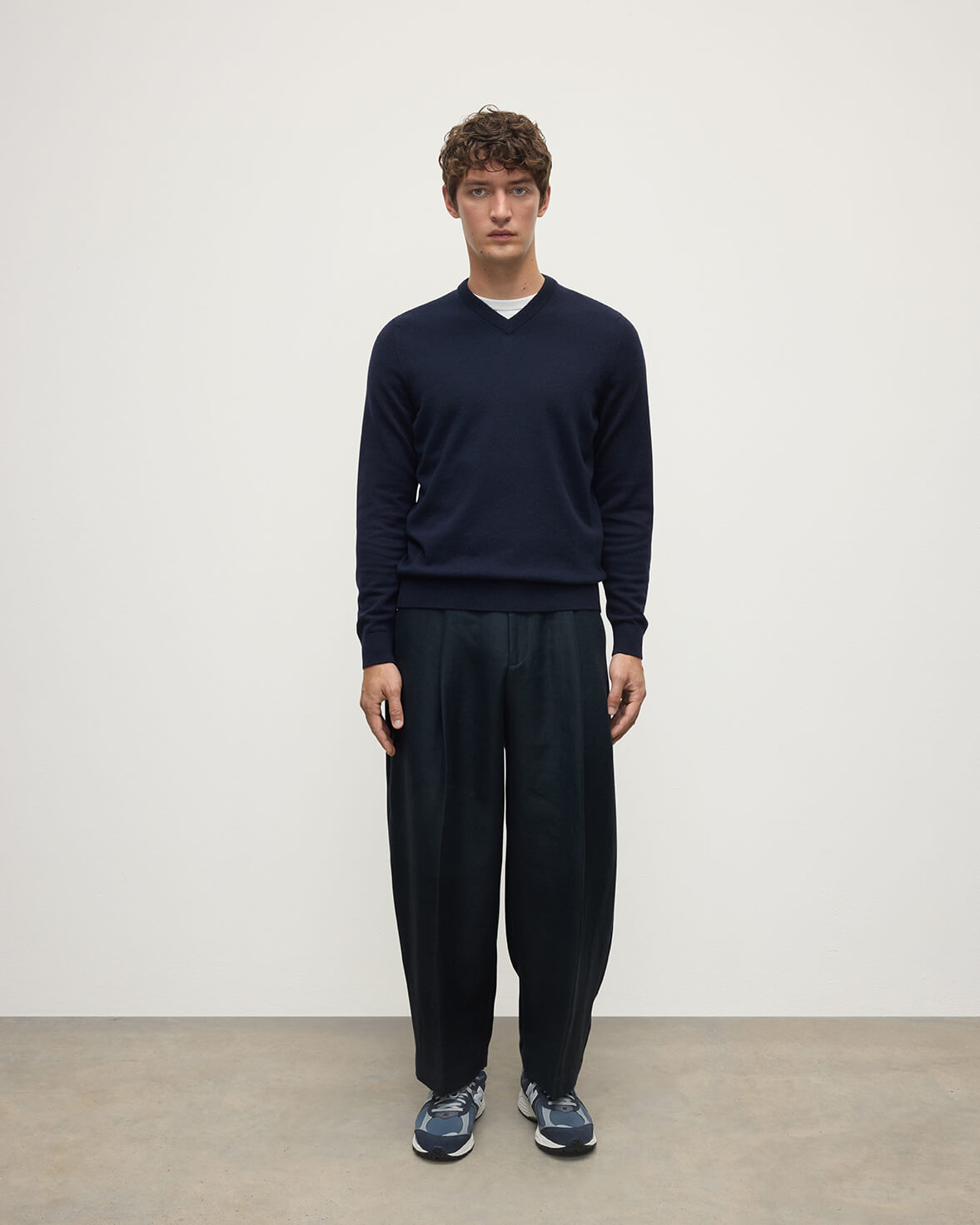 Classic Cashmere Navy V Neck Jumper - 2