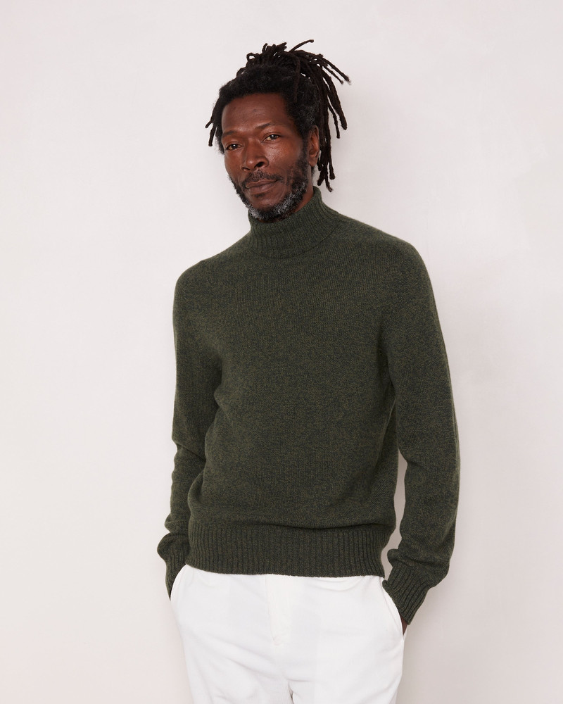 OFFICINE GÉNÉRALE SEAMLESS SWEATER outlook