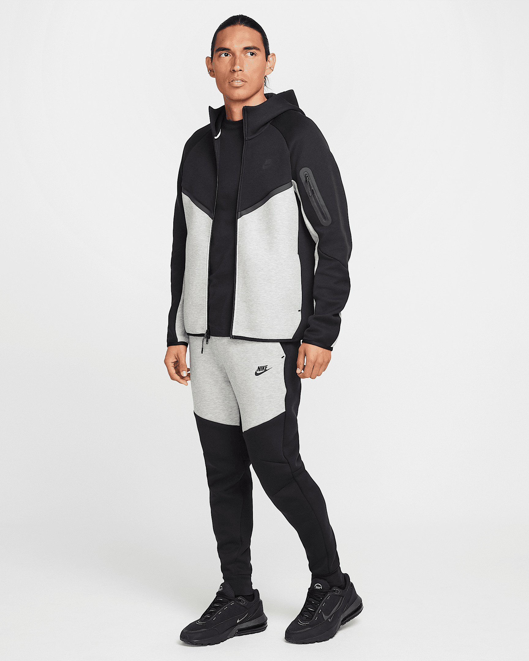 Nike Tech Men's Fleece Joggers - 8