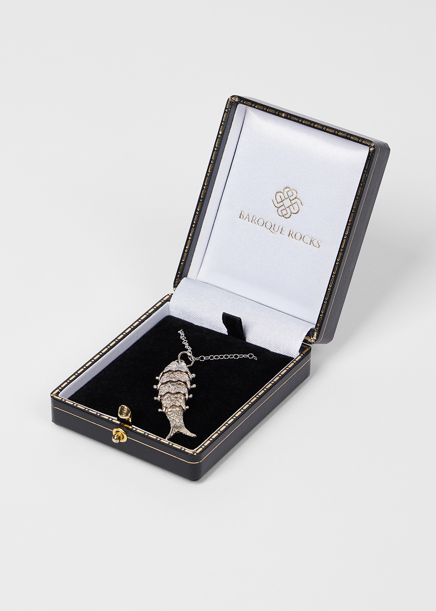 Silver Linings: Articulated Fish Necklace by Baroque Rocks - 4