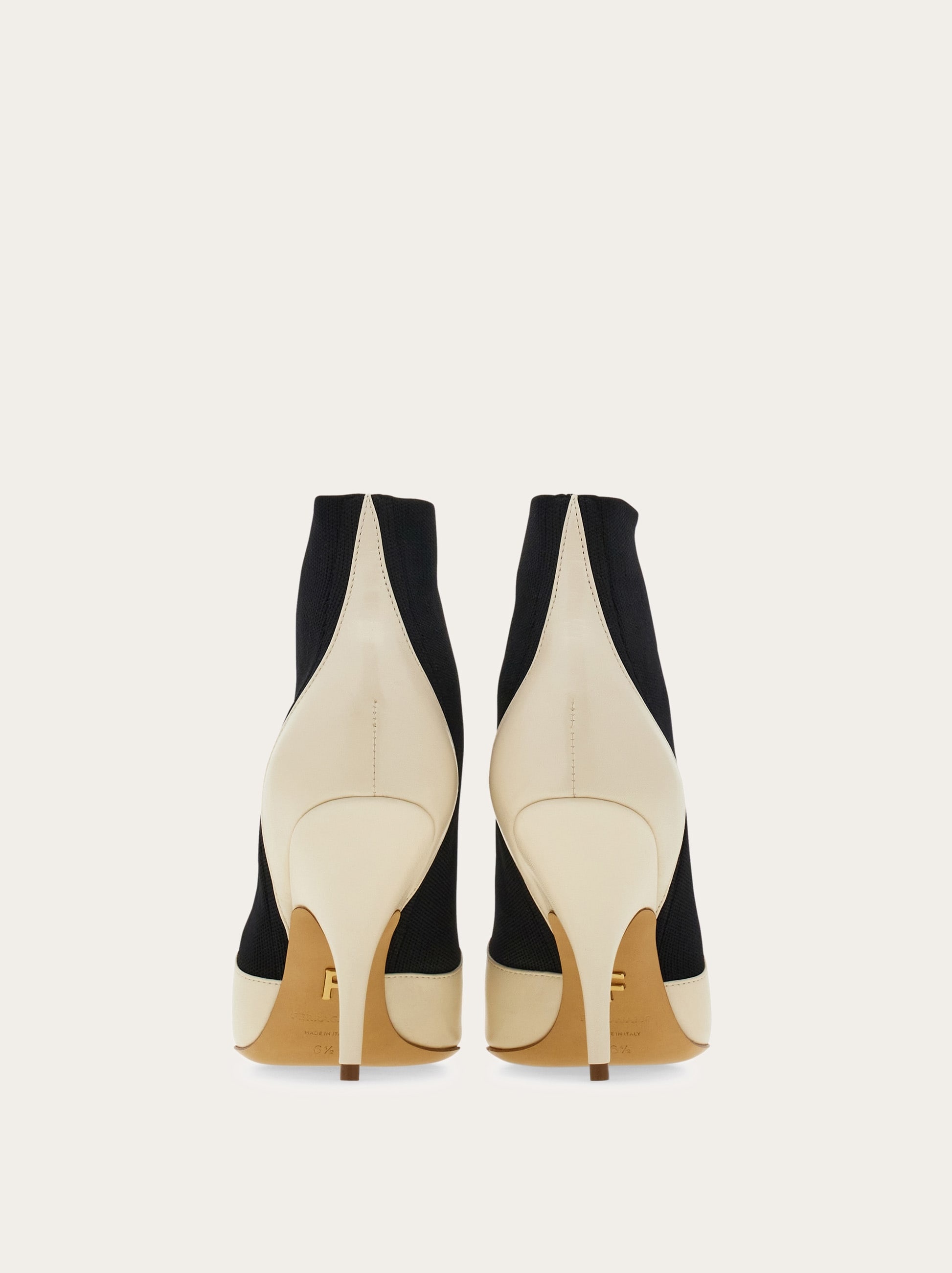 Ankle boot with graphic detail - 2