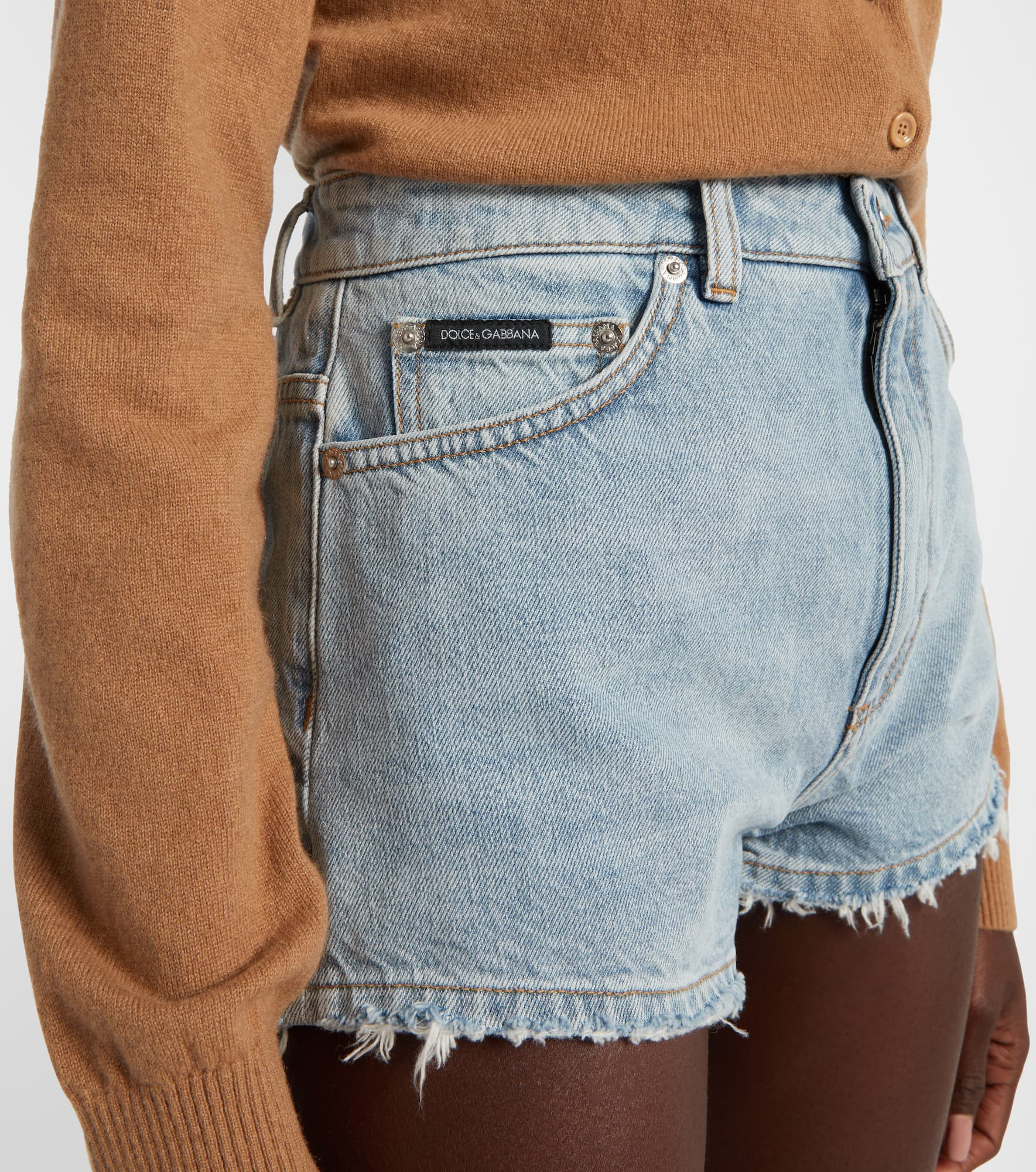 Frayed denim shorts - 4