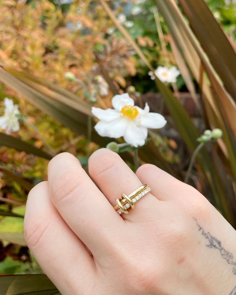 Spinelli Kilcollin Ceres 18K Gold Diamond Linked Rings outlook