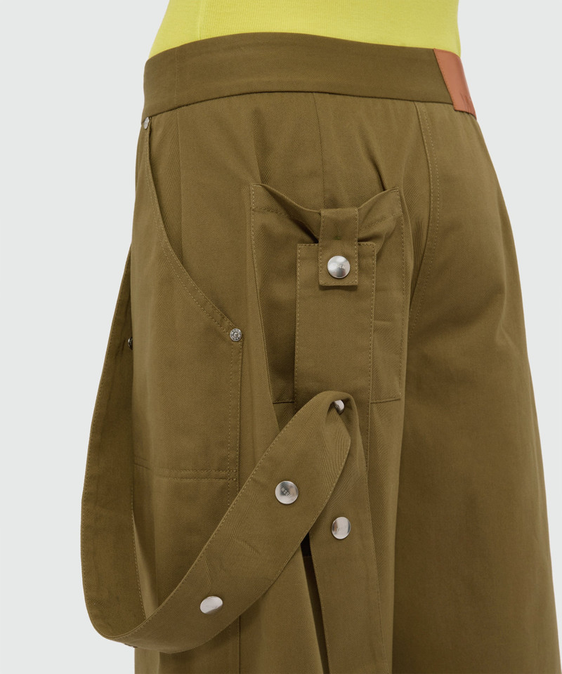 Military green cotton gabardine trousers with patch pockets and removable decorative belt 5