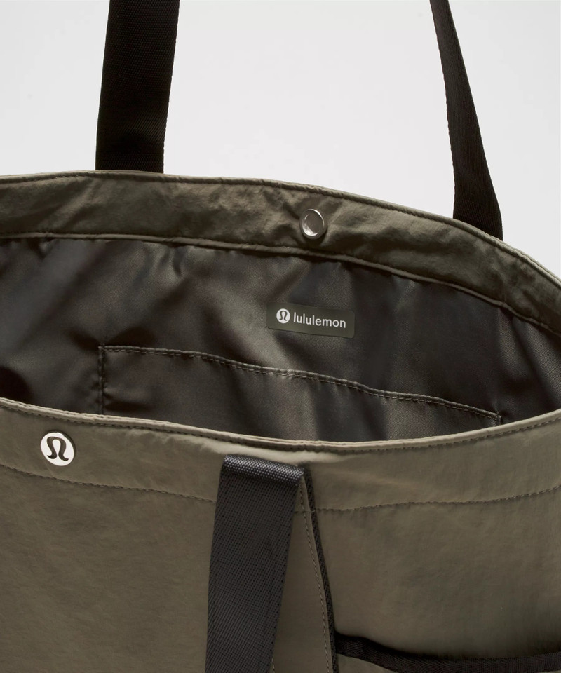 Daily Multi-Pocket Tote Bag 20L 4