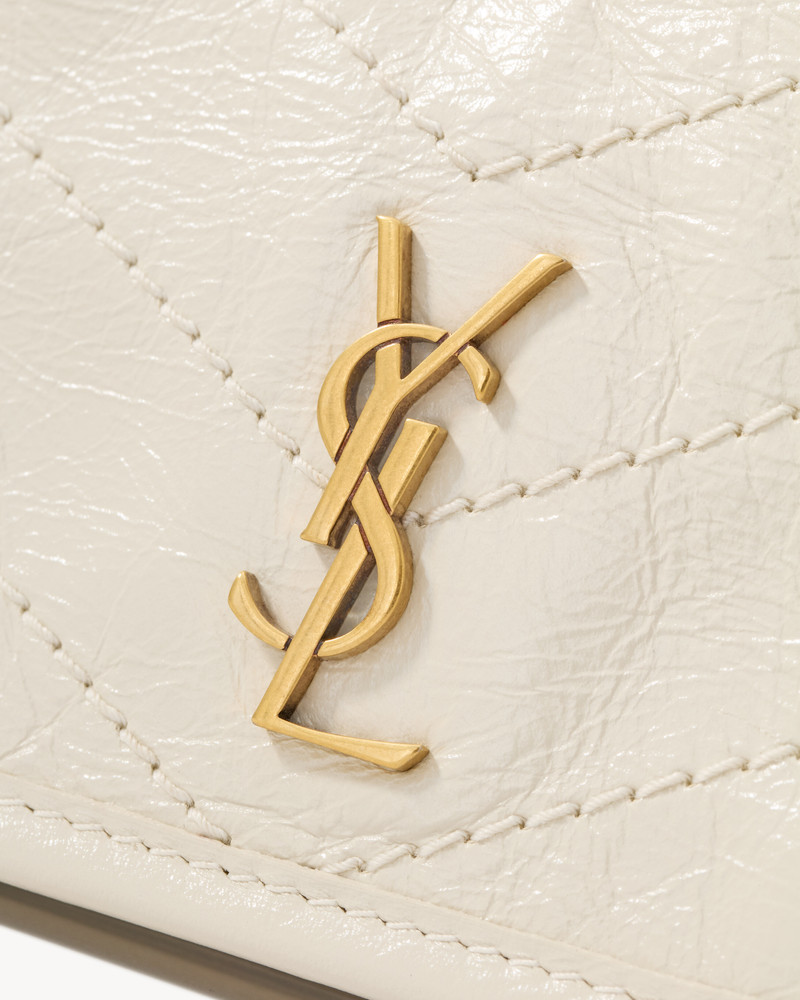 NIKI CHAIN POUCH IN VINTAGE LEATHER 7