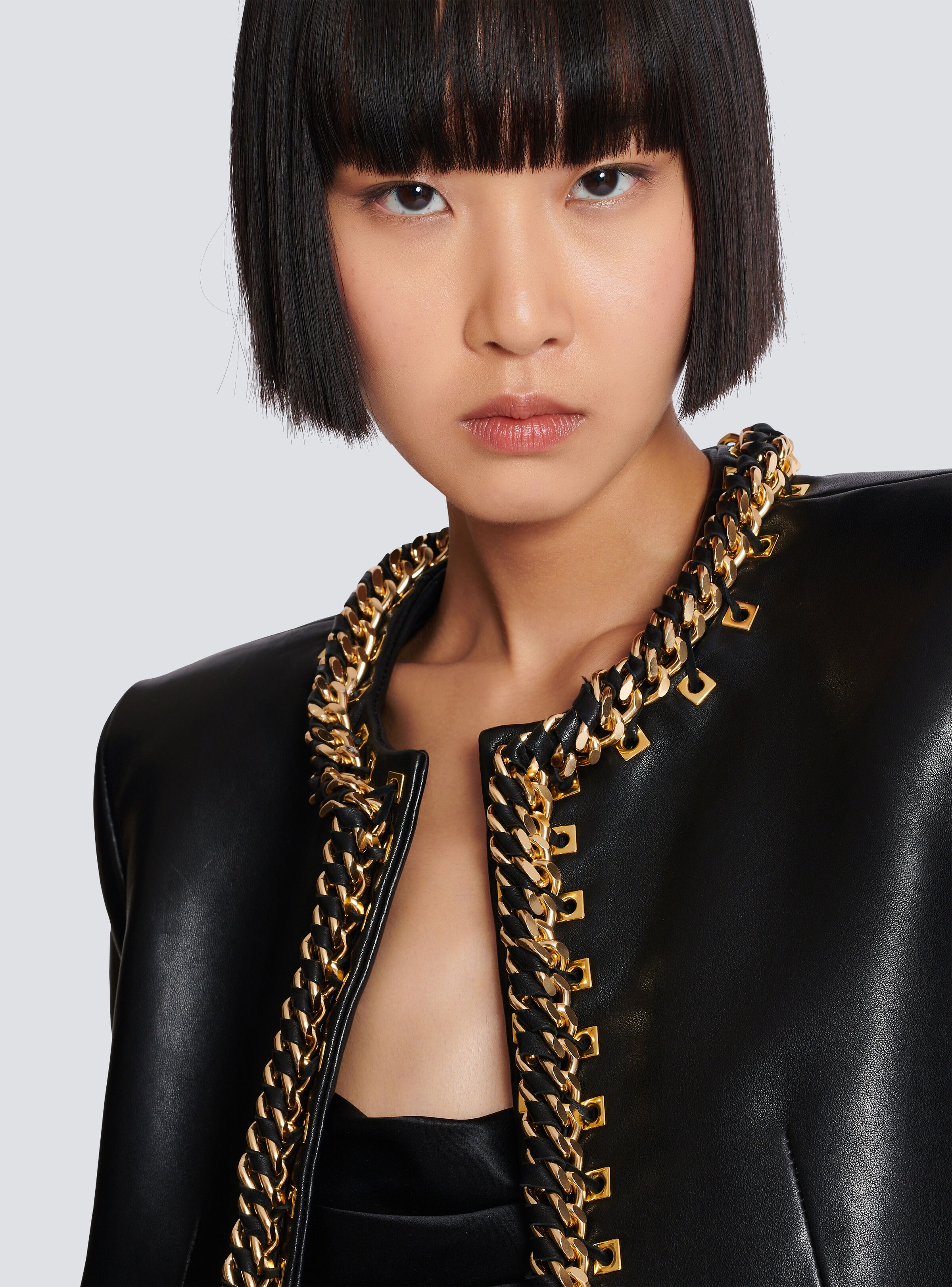 Lambskin edge-to-edge jacket with chain trim - 8