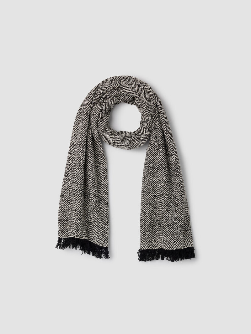 Handloomed Organic Cotton Herringbone Scarf 1