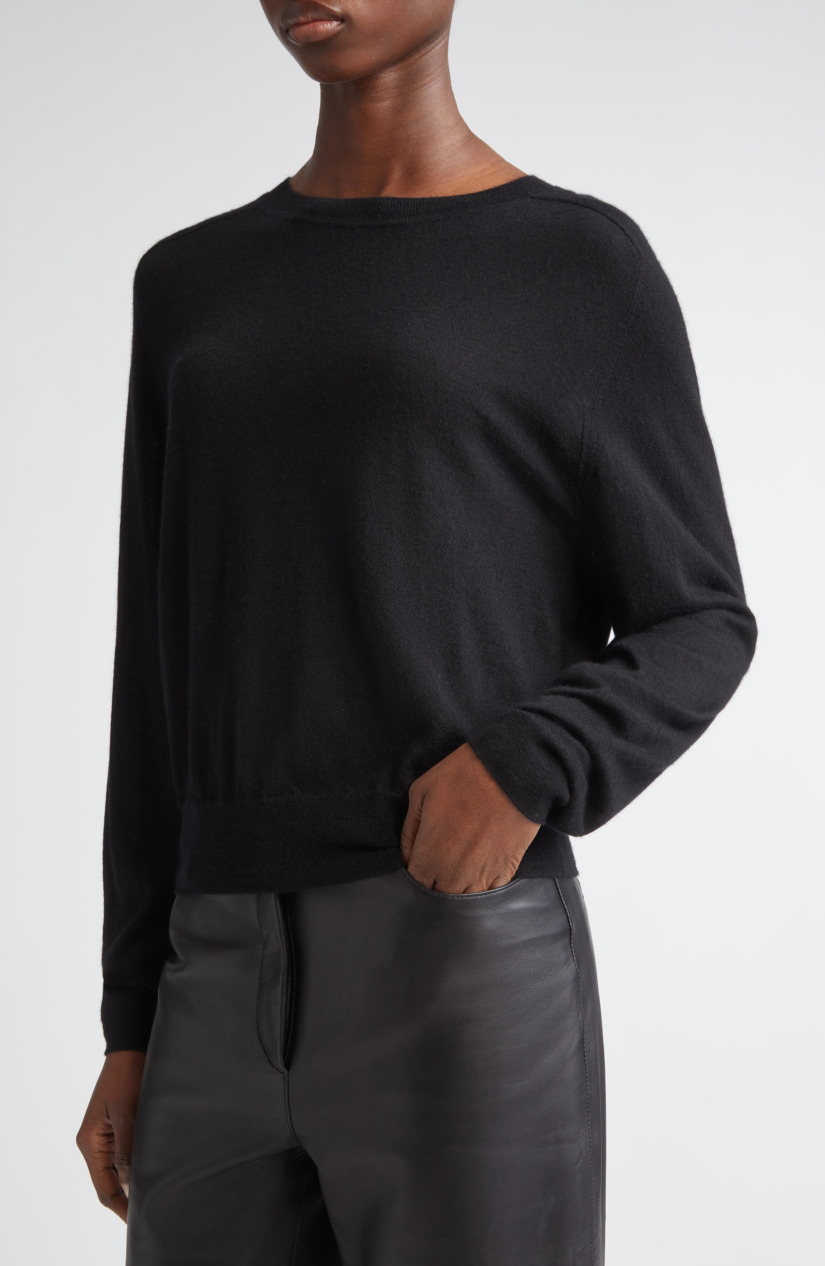 LOULOU DE SAISON Angus Cashmere Crewneck Sweater in Black at Nordstrom - 4