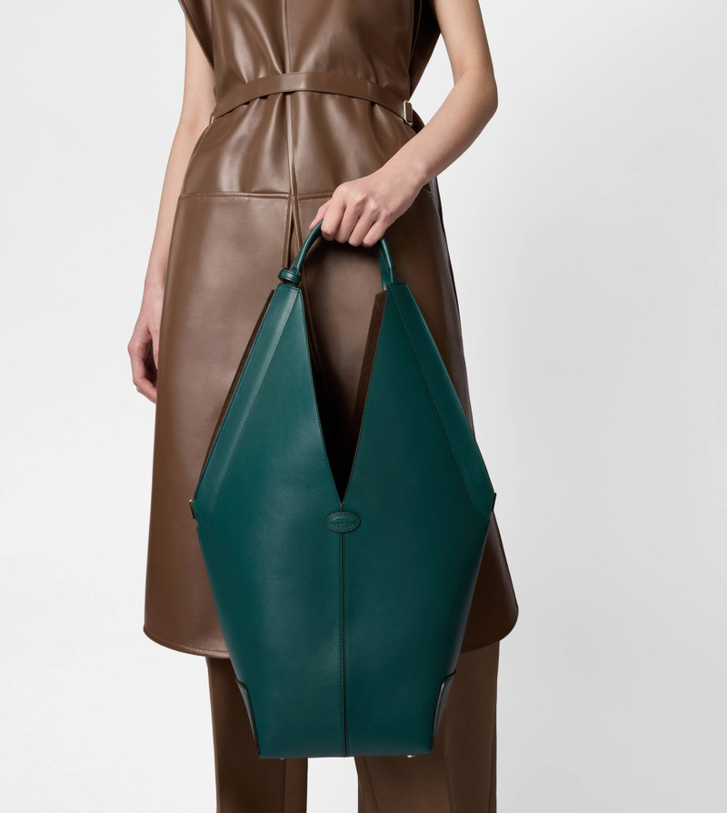 Tod's TOD'S DI BAG FOLIO SHOULDER BAG IN LEATHER SMALL - GREEN outlook