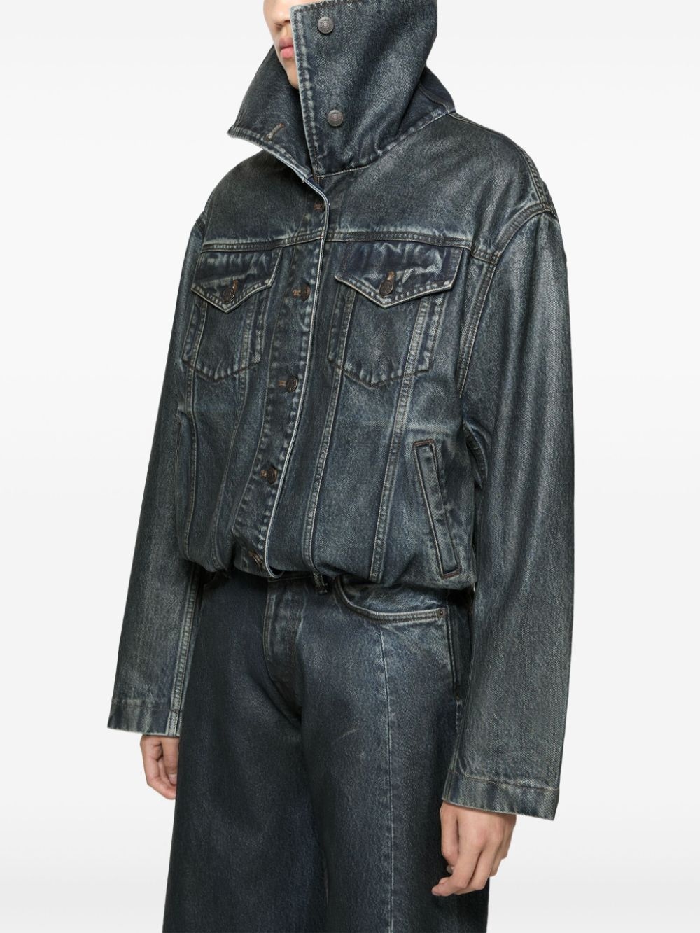 なAcne Studios Cropped denim jacket Acne Studios - Denim jacket - Relaxed cropped fit - Mid Blue