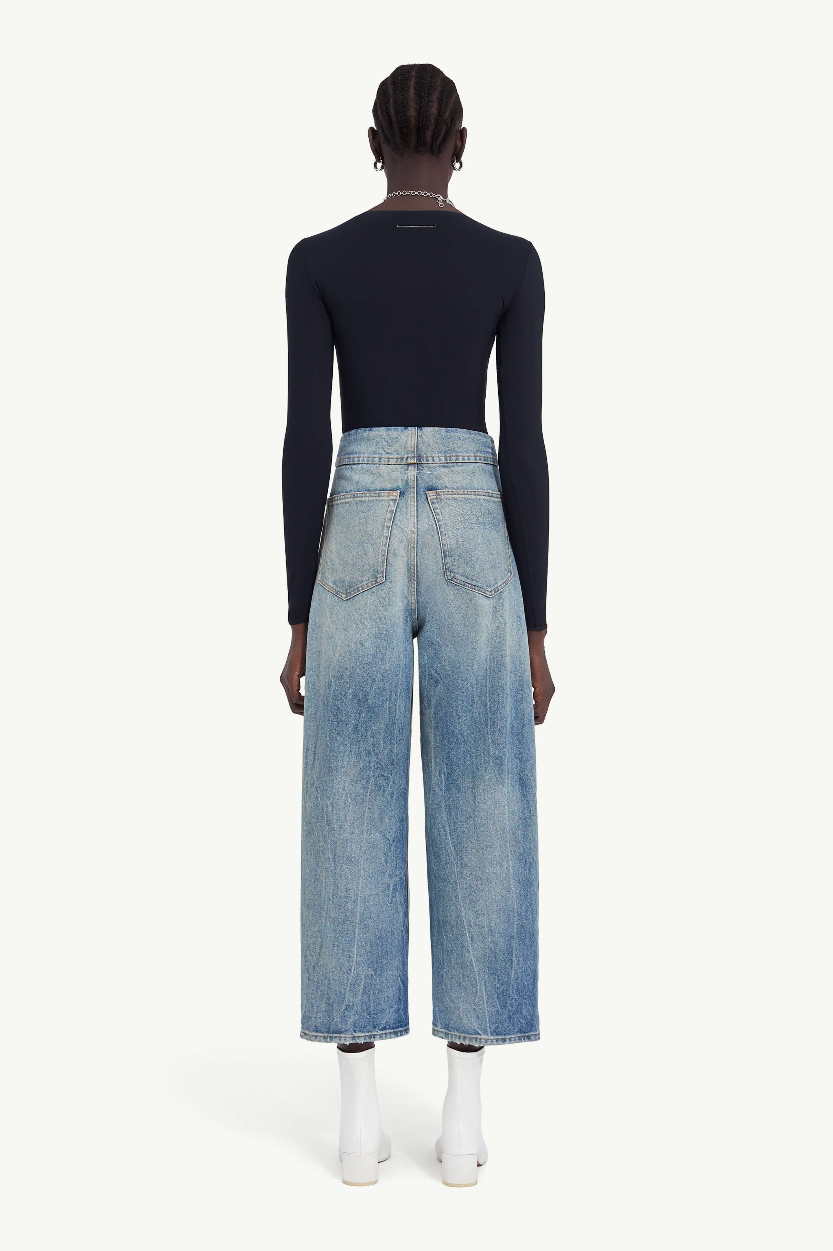 Mid-rise tapered jeans - 4