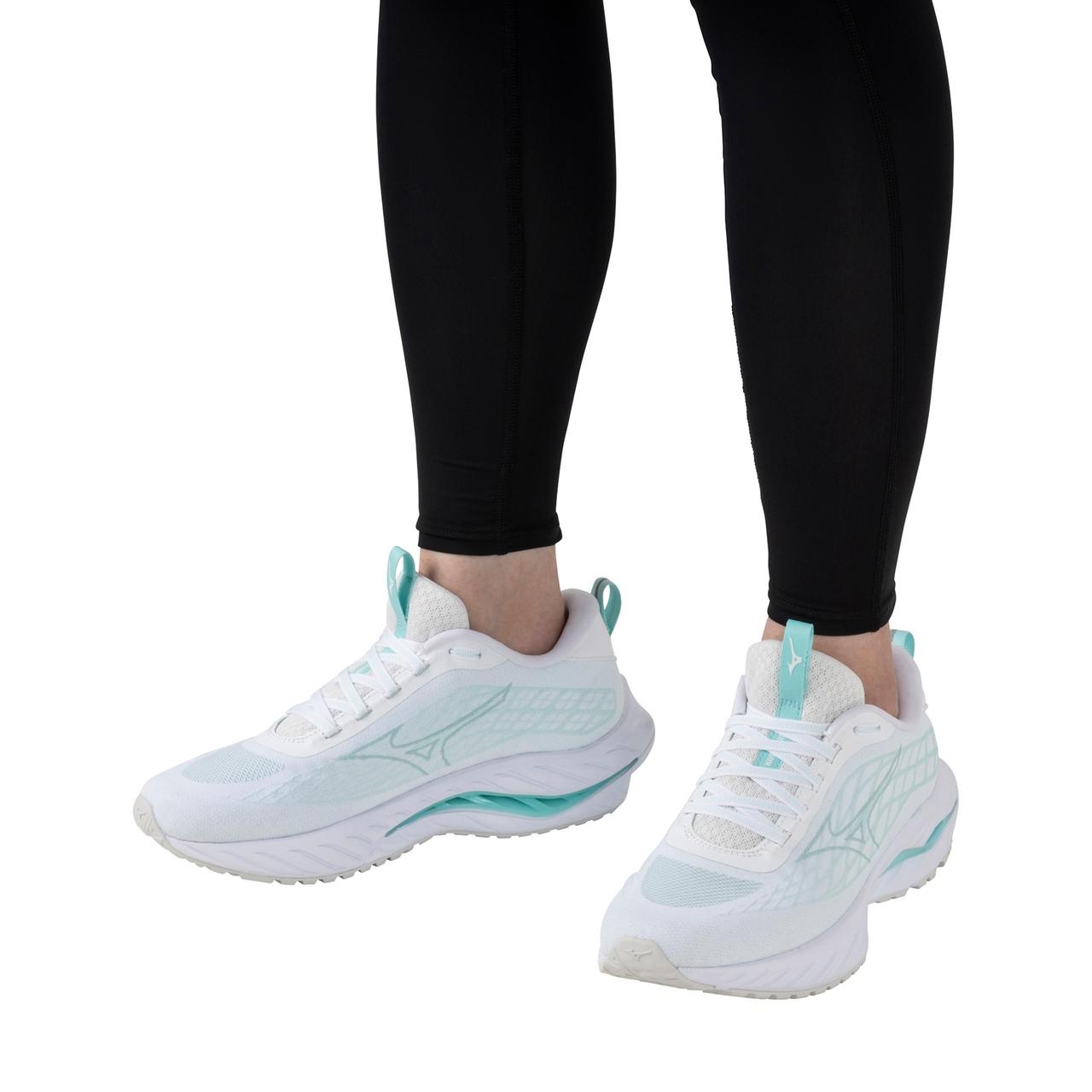 Women's Wave Inspire 20 SSW Running Shoe - 10