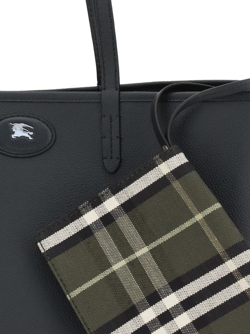 Logo Appliqué Shoulder Bag 3