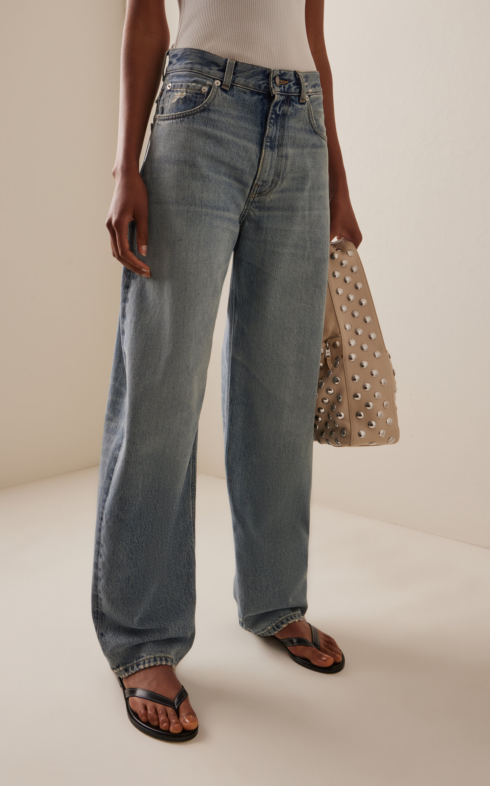 Bibi Rigid Mid-Rise Balloon-Leg Jeans light wash - 3