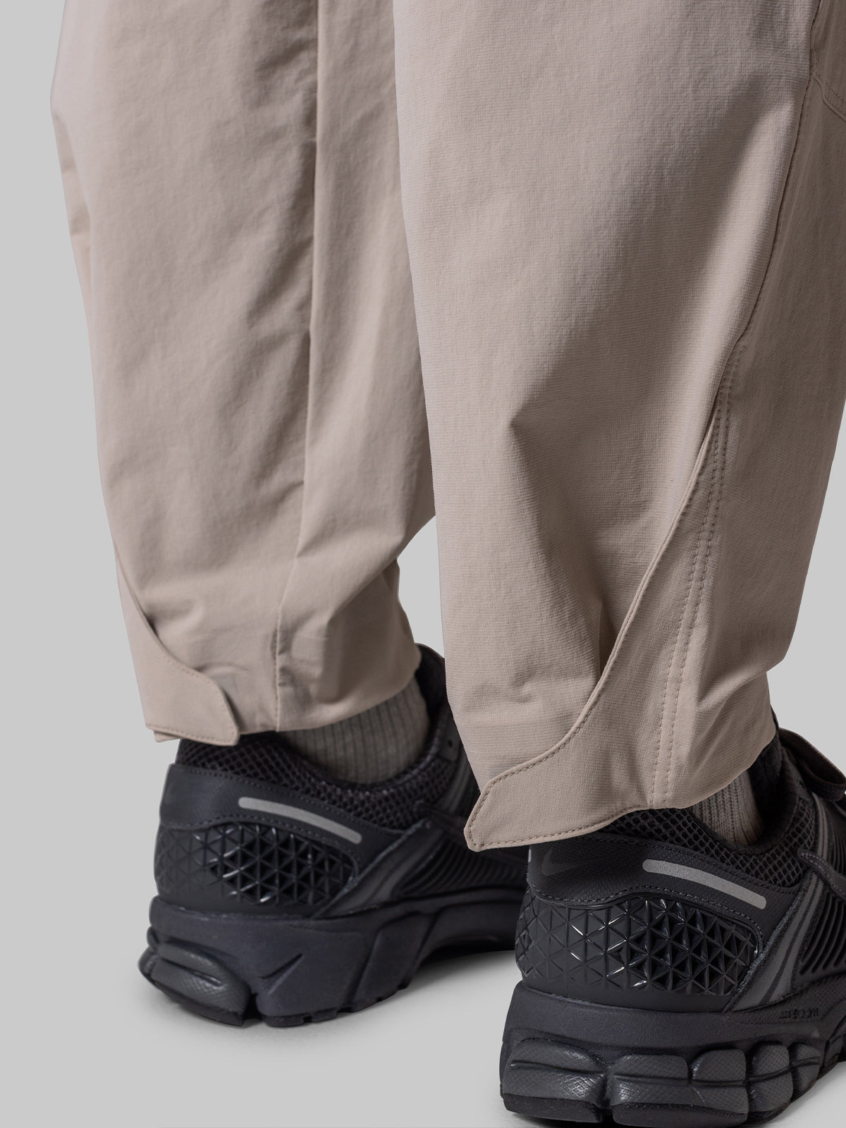 Women's Motion Pant - 5