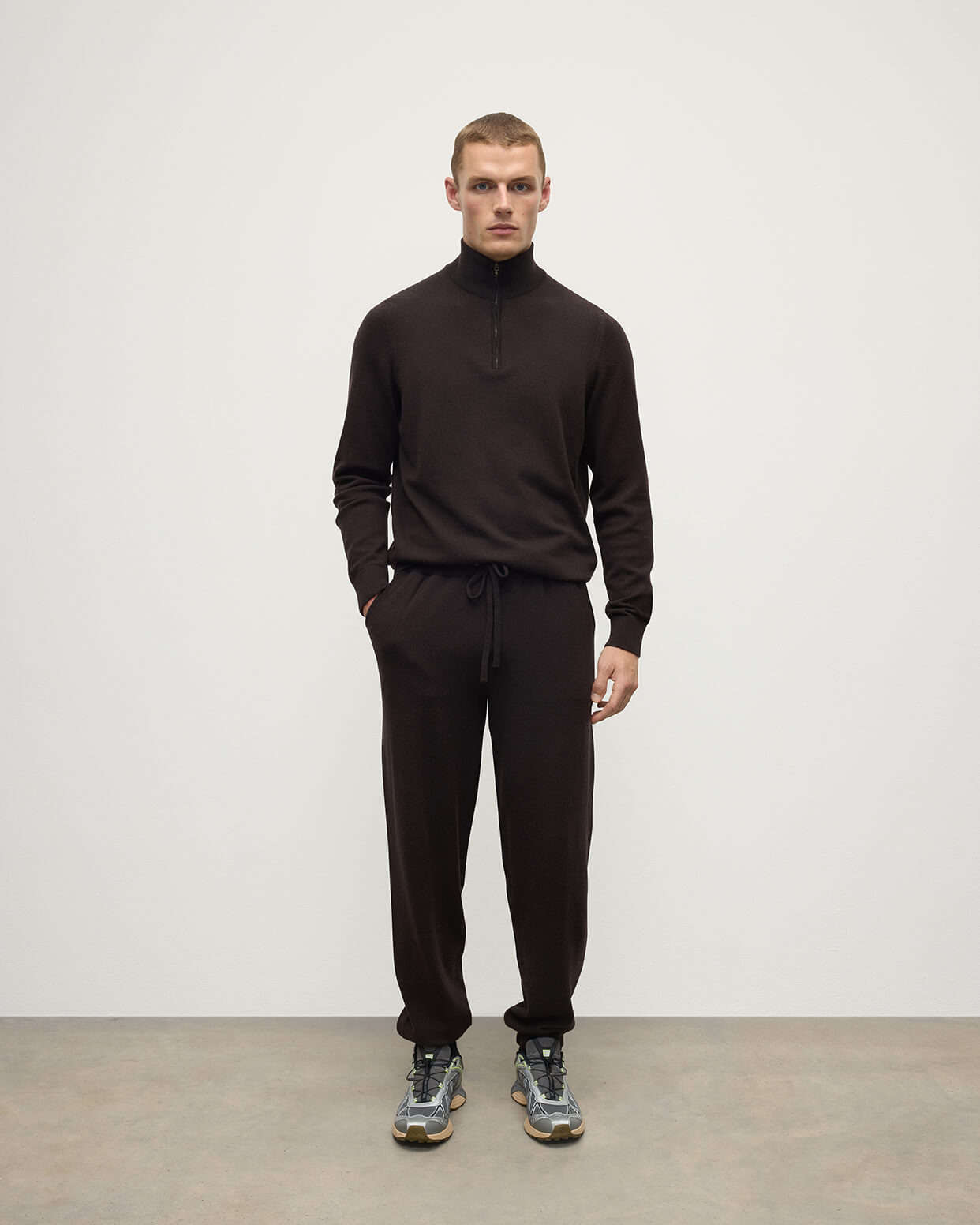 Tapered Cashmere Brown Joggers - 2