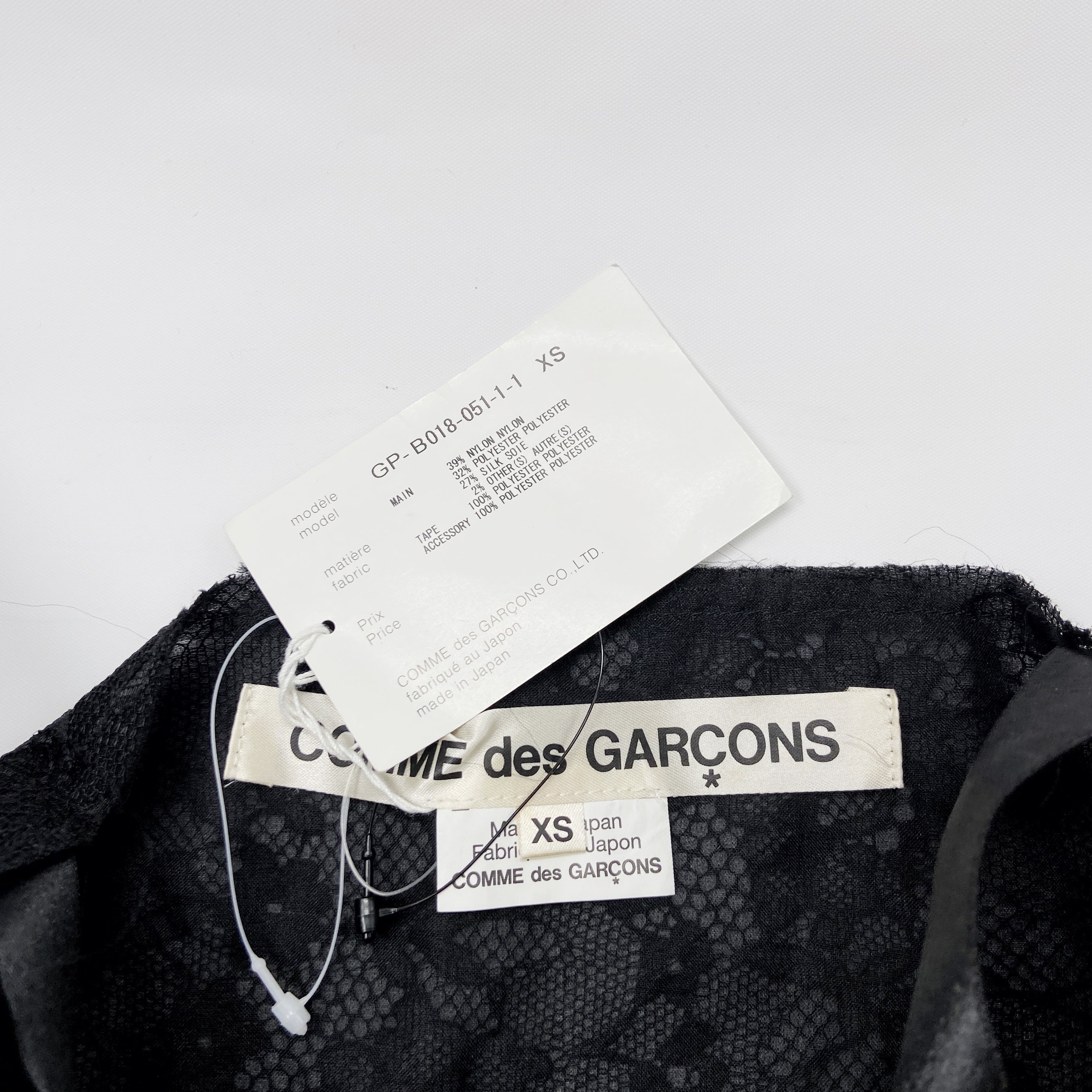 Comme des Garçons Fall 2015 Floral Lace top with Ribbons - 7