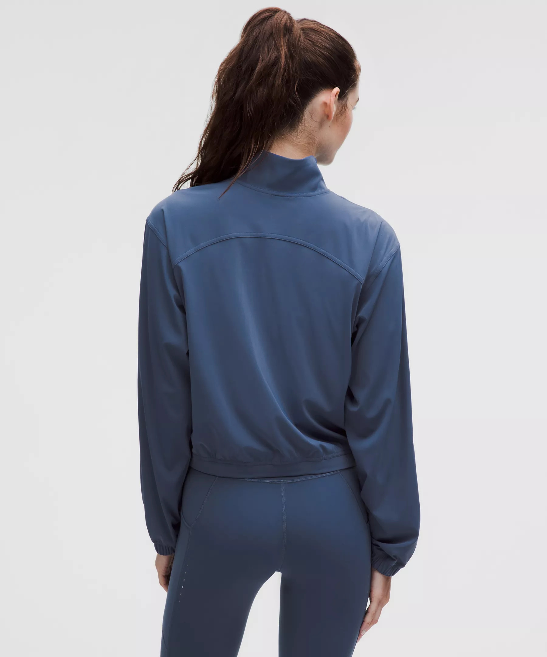 Sleek Full-Zip Running Jacket - 3
