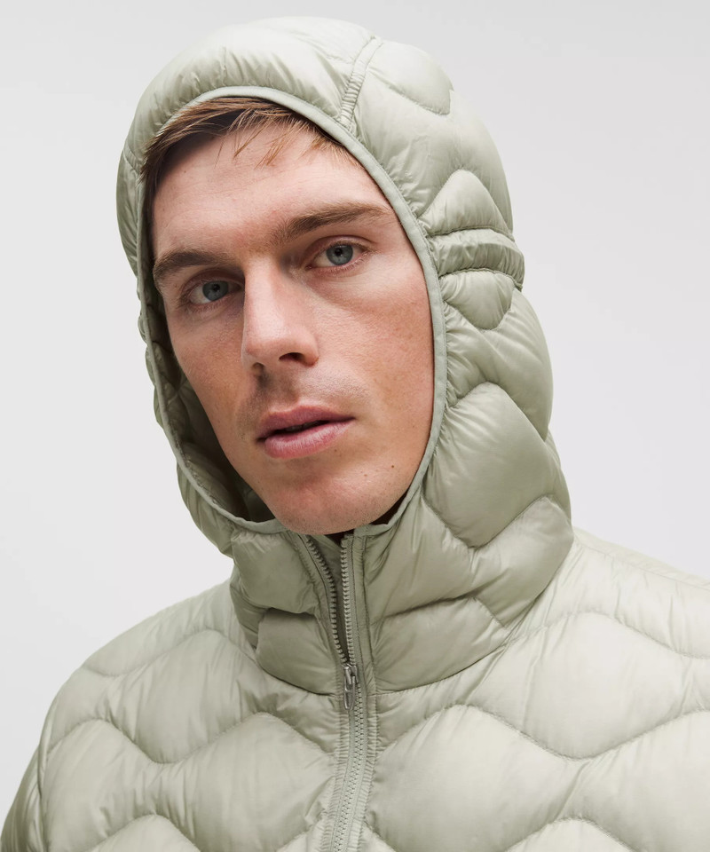 Featherweight 900-Down-Fill Quilted Hooded Jacket 4