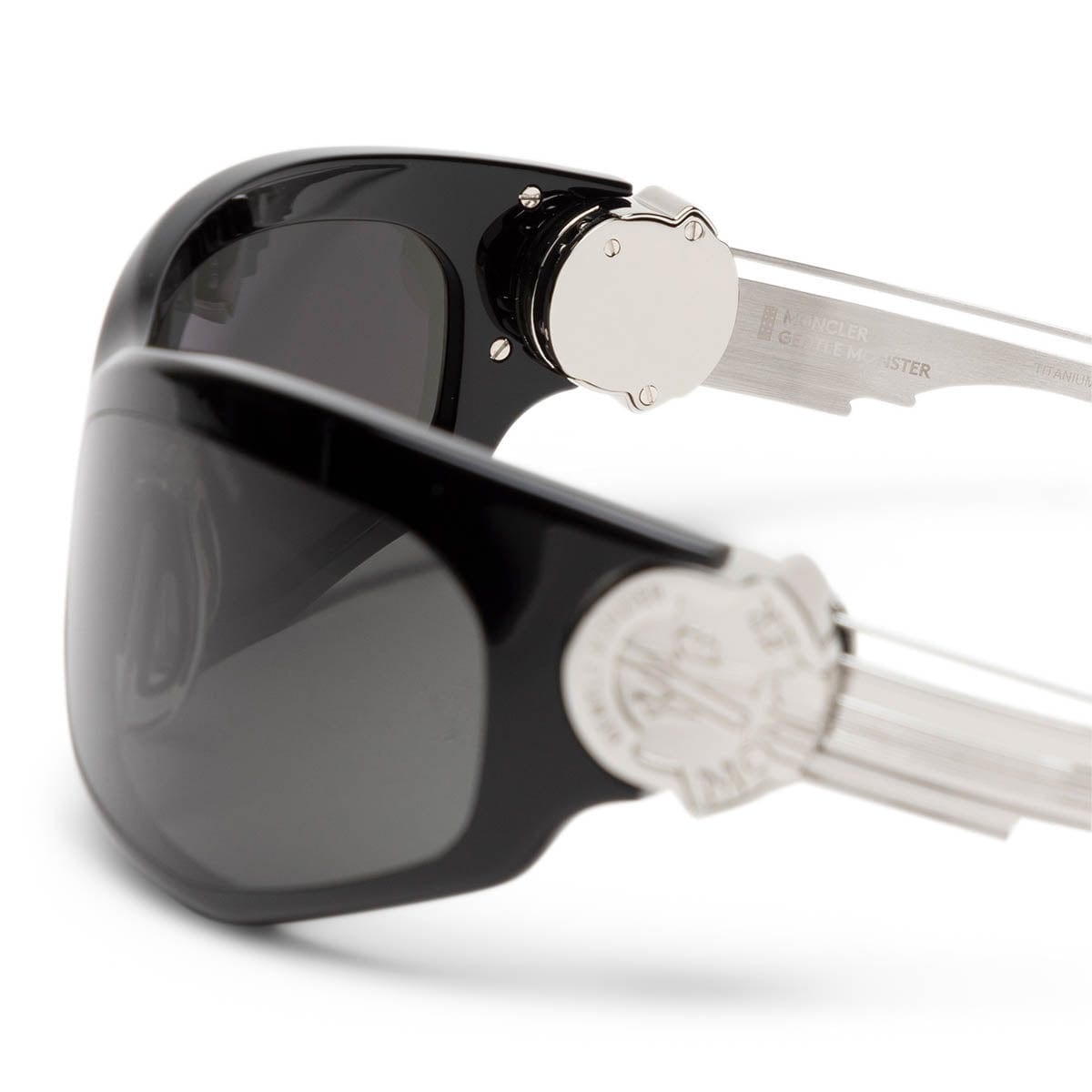 X MONCLER SWIPE-01 - 4