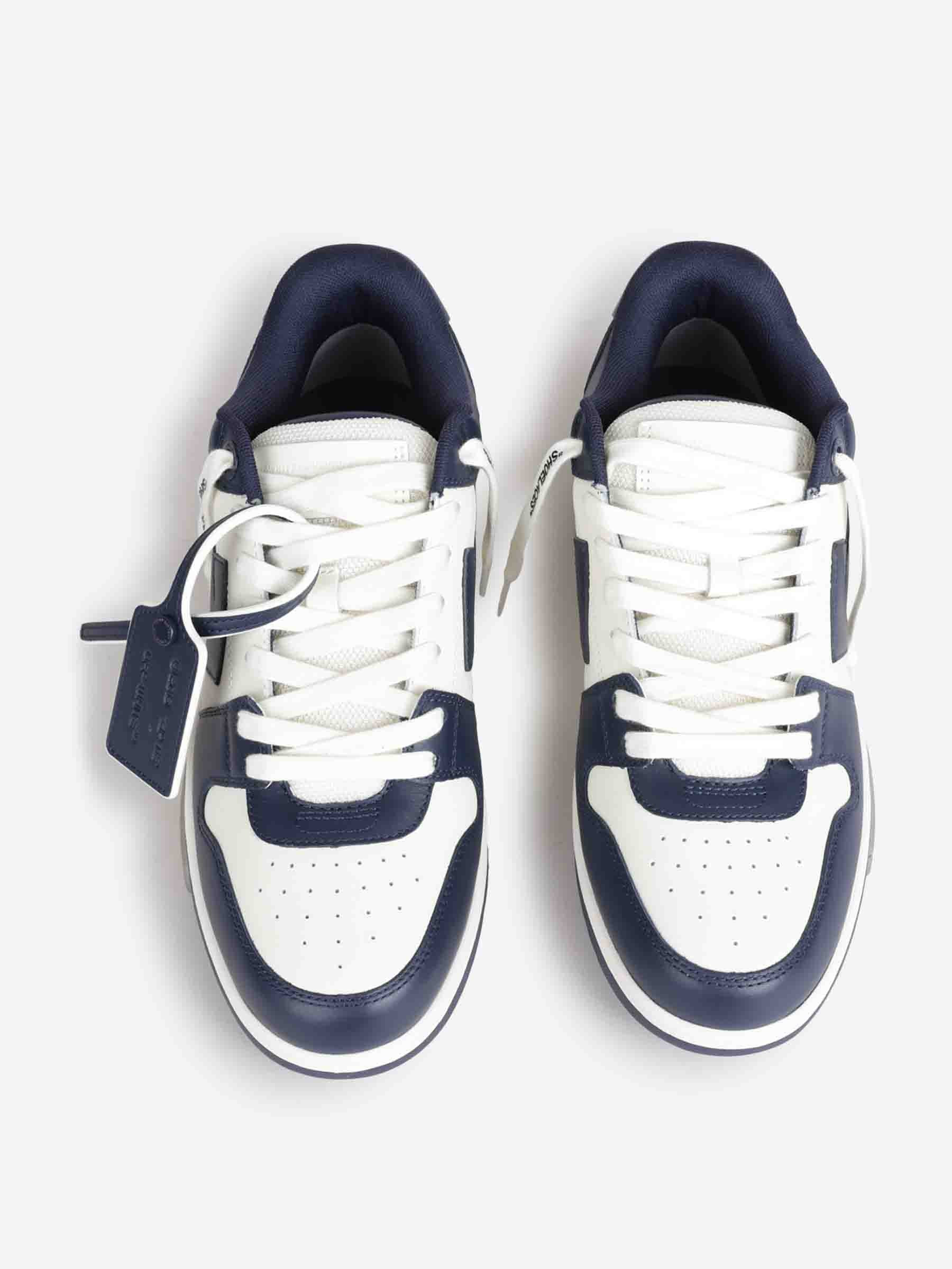 SNEAKERS OUT OF OFFICE - 4