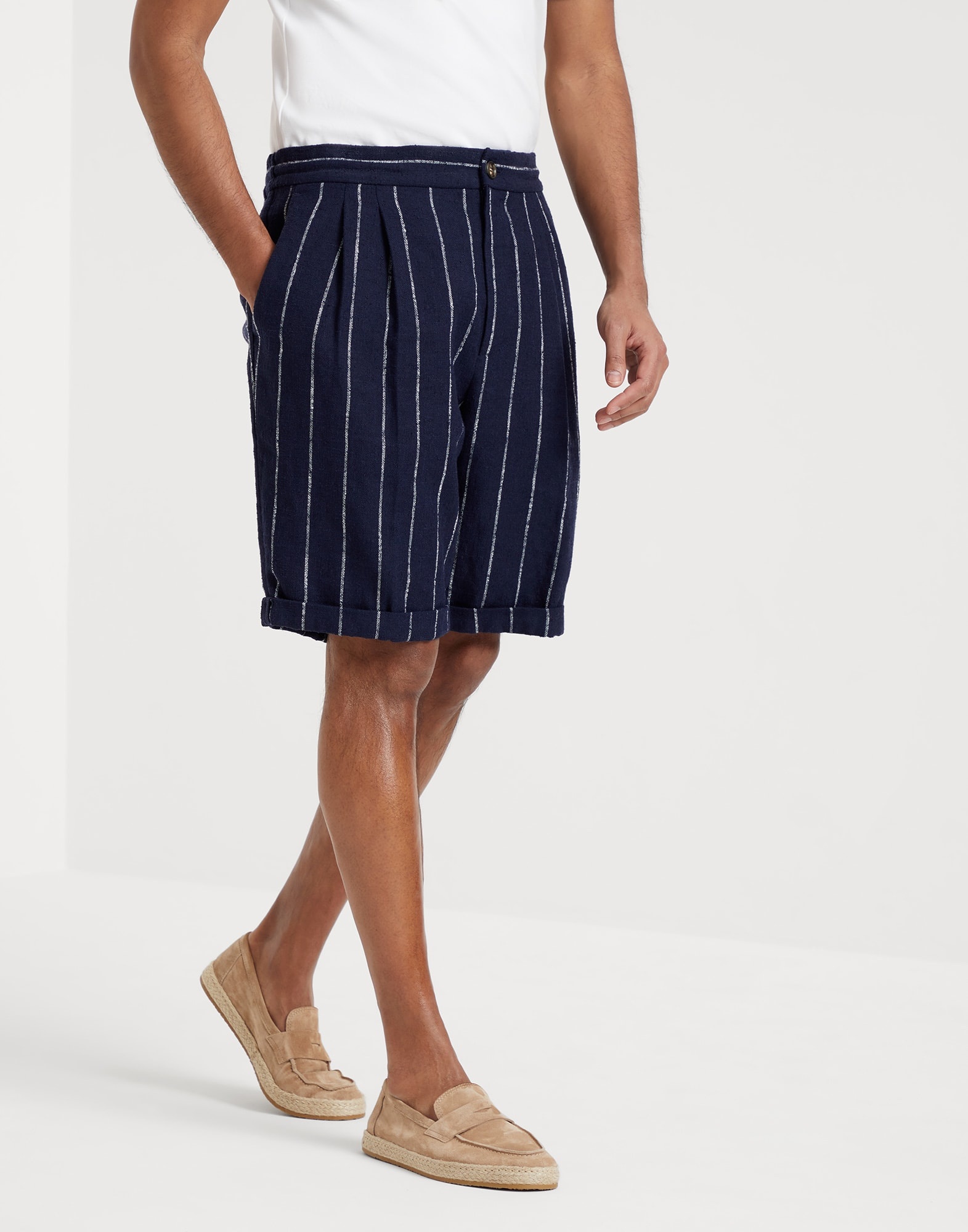 Linen, wool and silk chalk stripe Bermuda shorts with drawstring and double pleats - 1
