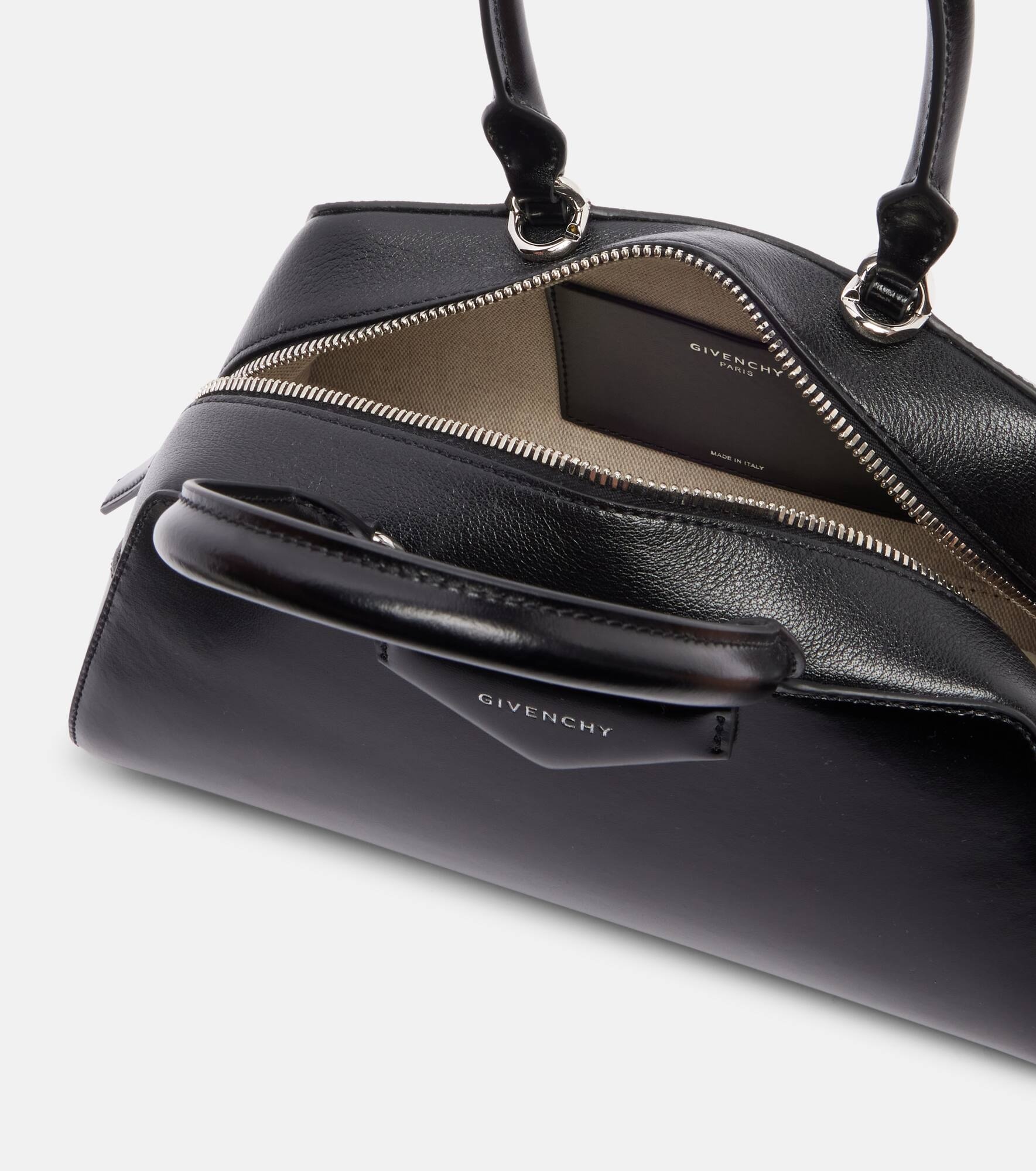 Antigona Mini leather tote bag - 3