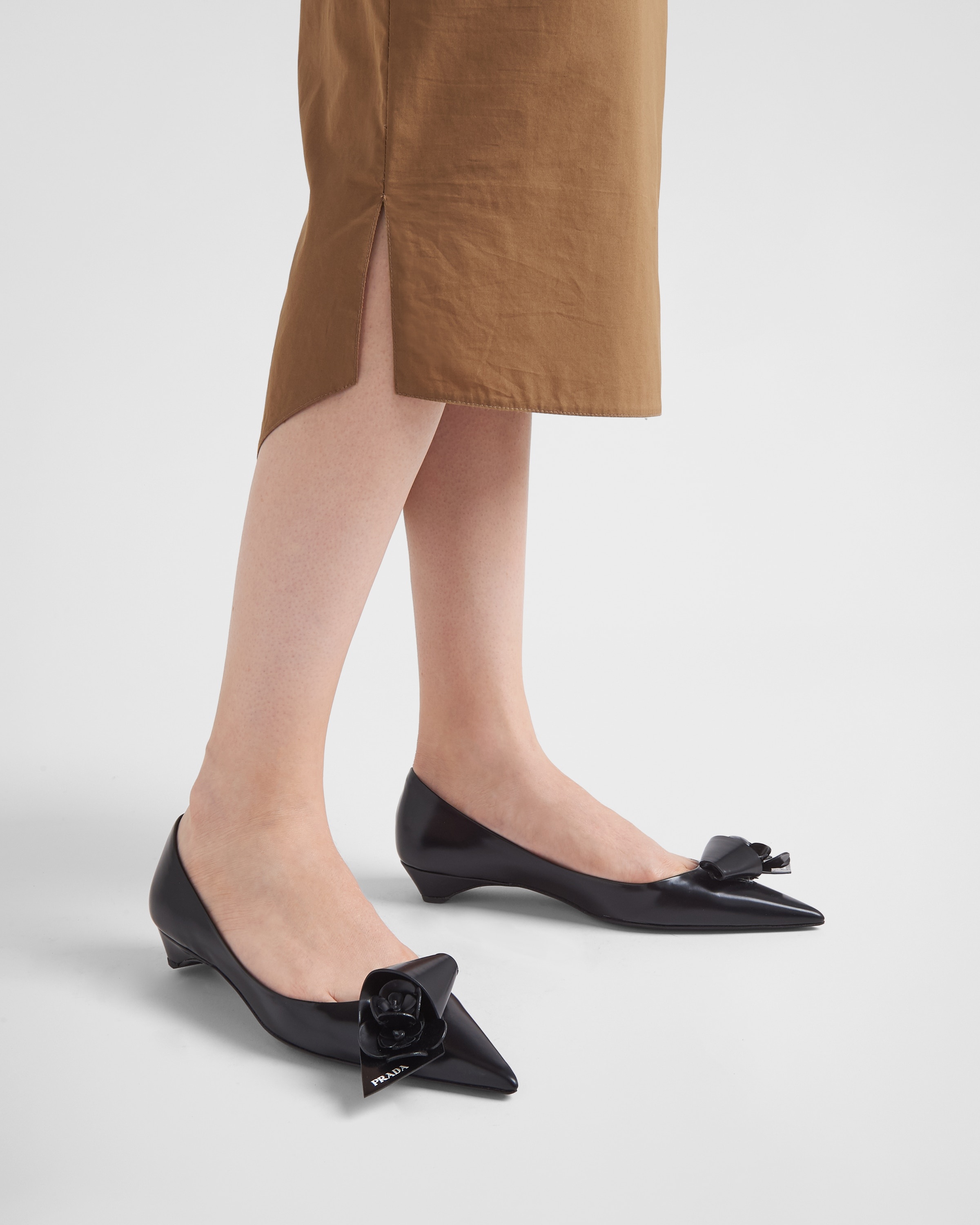 Brushed leather pumps - 3