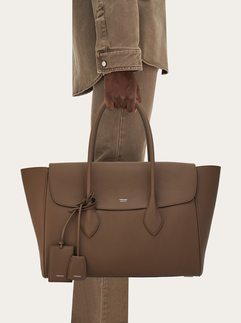 FERRAGAMO East-West tote bag outlook