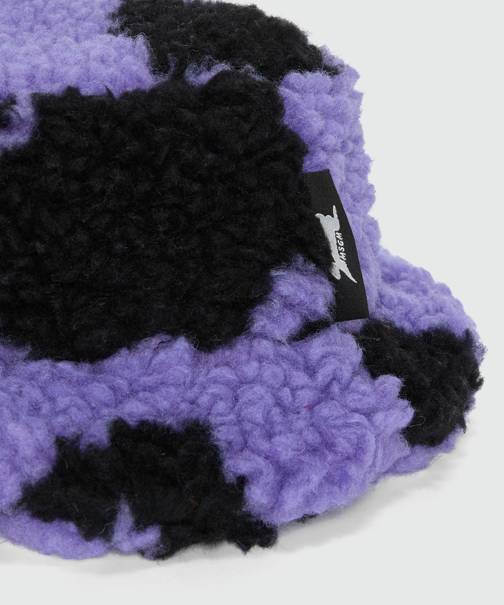 Purple teddy bucket hat with "Follow the Rabbit®" motif - 2